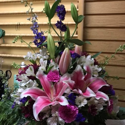 Mount Holly Florist Flower Delivery by Miss Bee Haven Florist