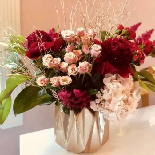Monrovia Florist And Event Planning Flower Delivery By Aquafuzion