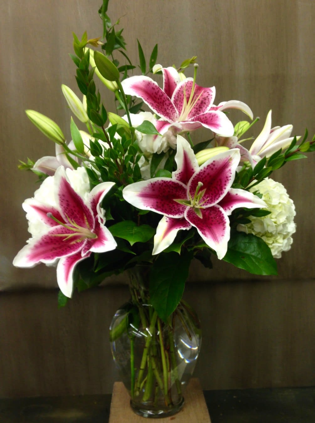 STARGAZER LILY BOQUET NEWA105 by Newton's Greenhouse and Florist