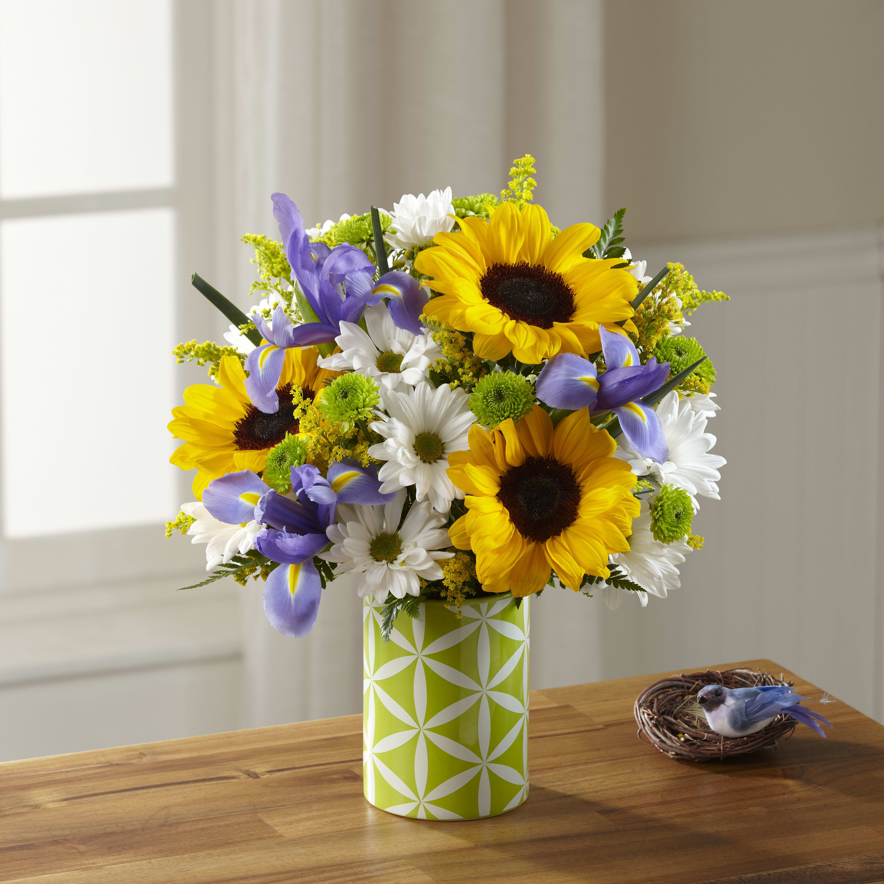 Sunflower Sweetness Keepsake in Levittown, NY Levittown Florist