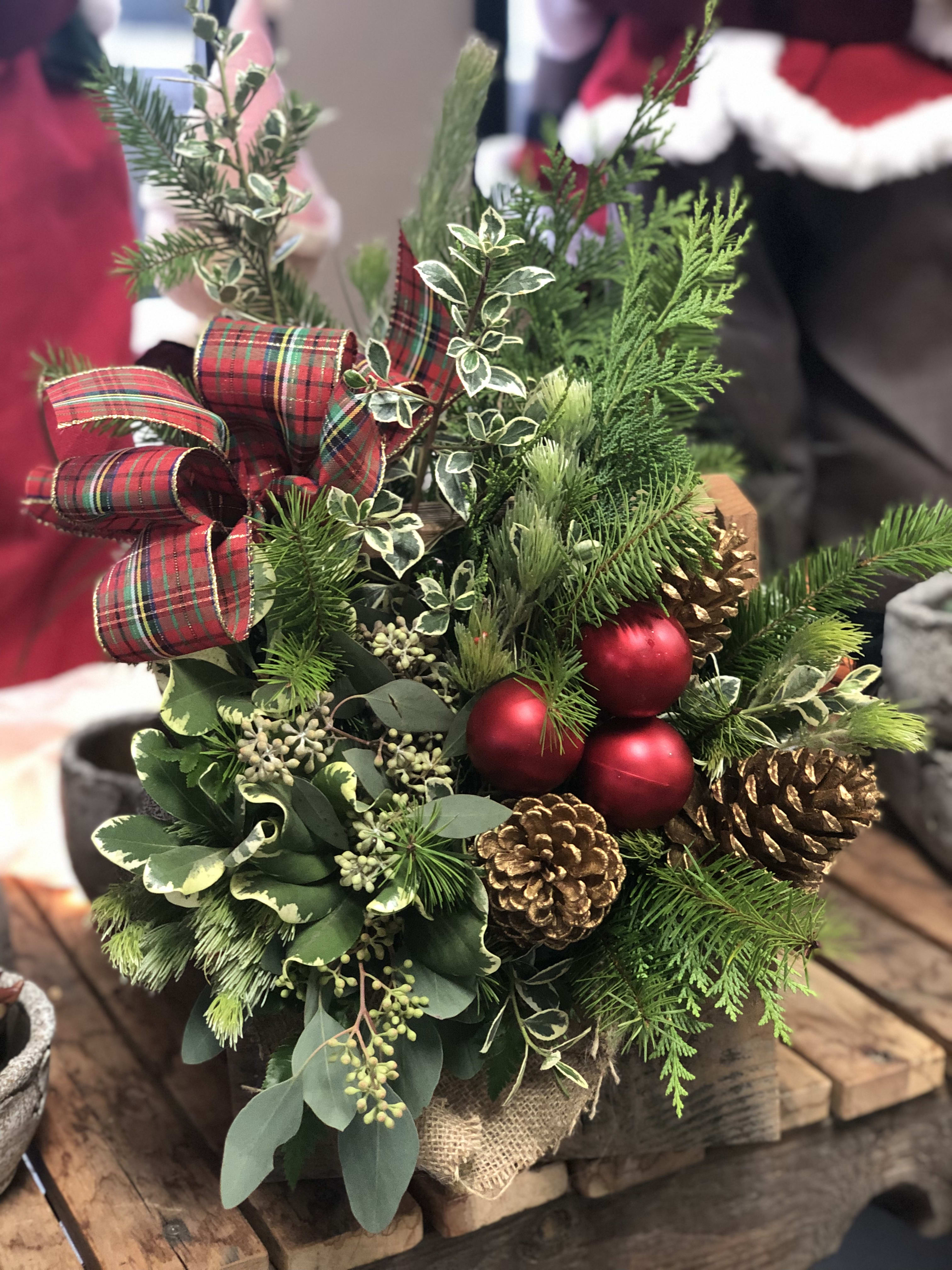 Vintage Holiday Handle Box in Modesto, CA | Fresh Ideas ...