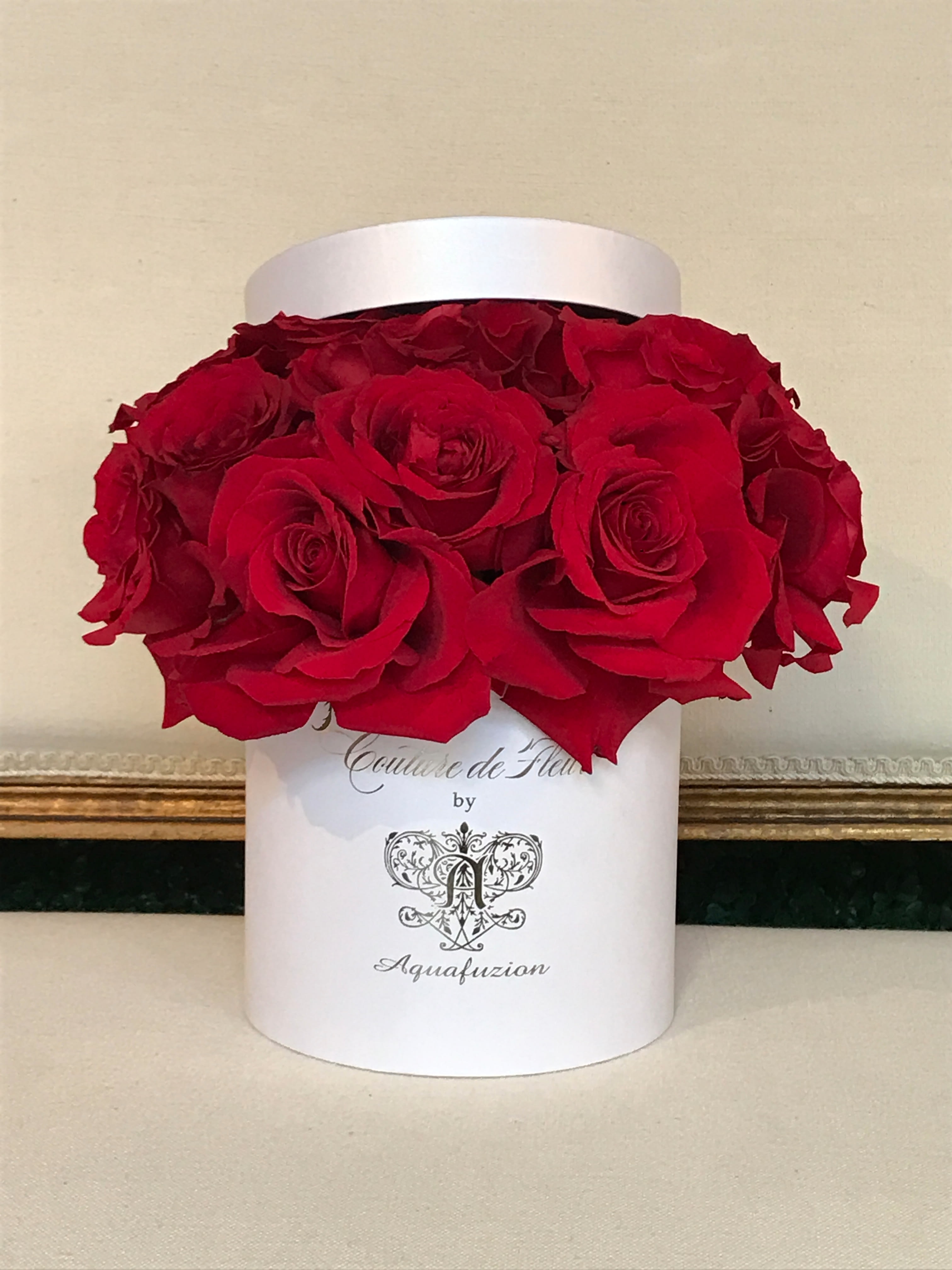 Couture de Fleur Hat Box Red Roses (Regular) in Monrovia, CA Aquafuzion