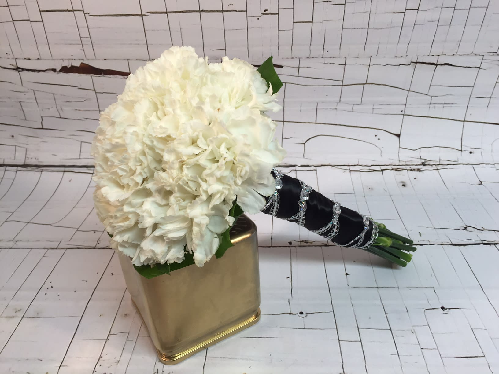 St. Louis Wedding Flowers - Carnation Bouquets in St Louis ...