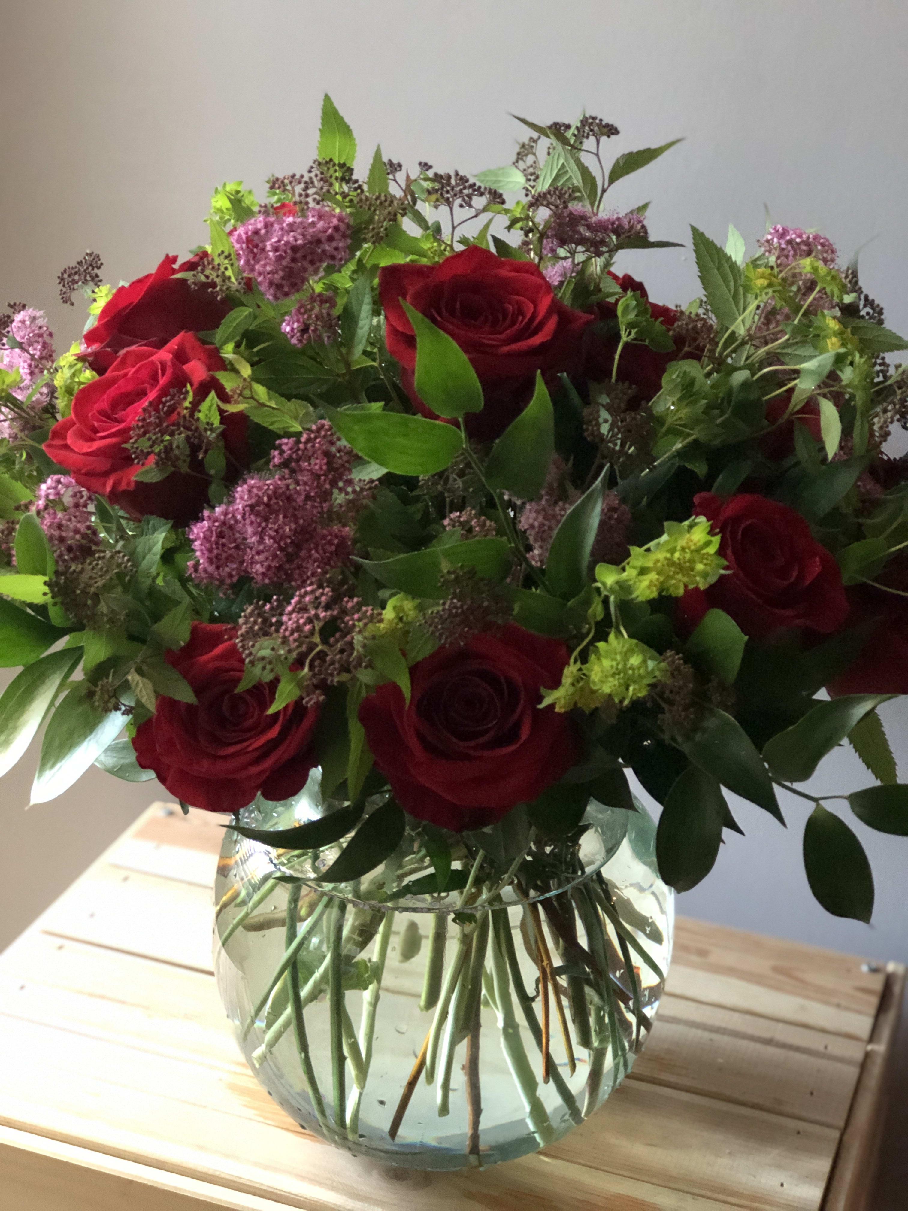 Classic Roses in Austin, TX Loose Leaf Florist