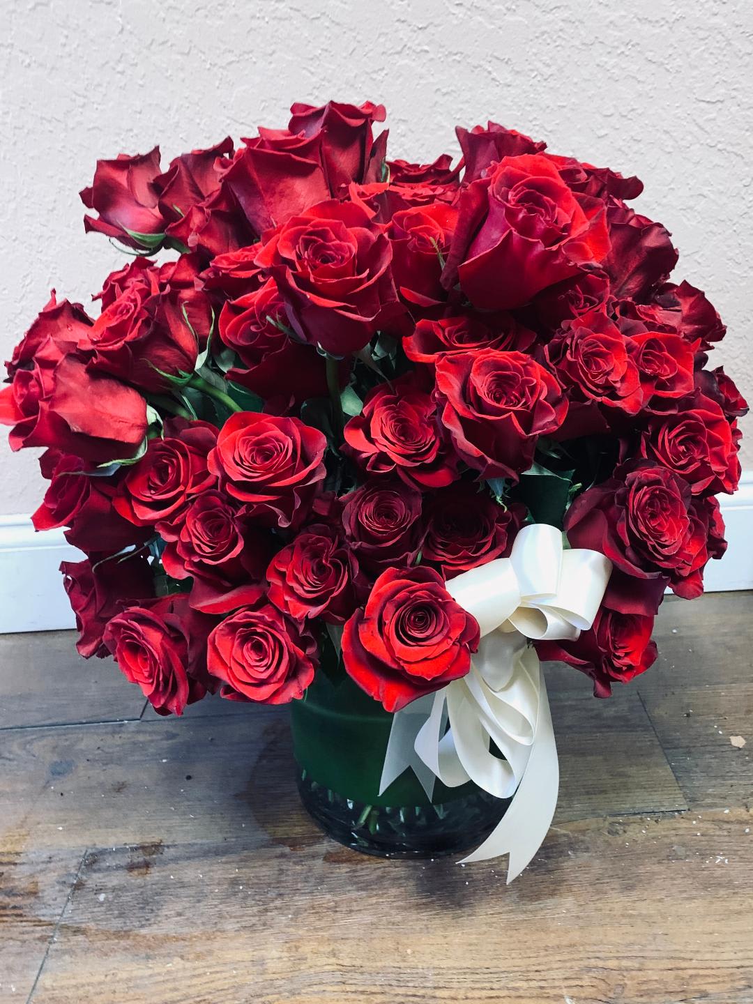 100 Red Roses in Malibu, CA Malibu Garden Florist