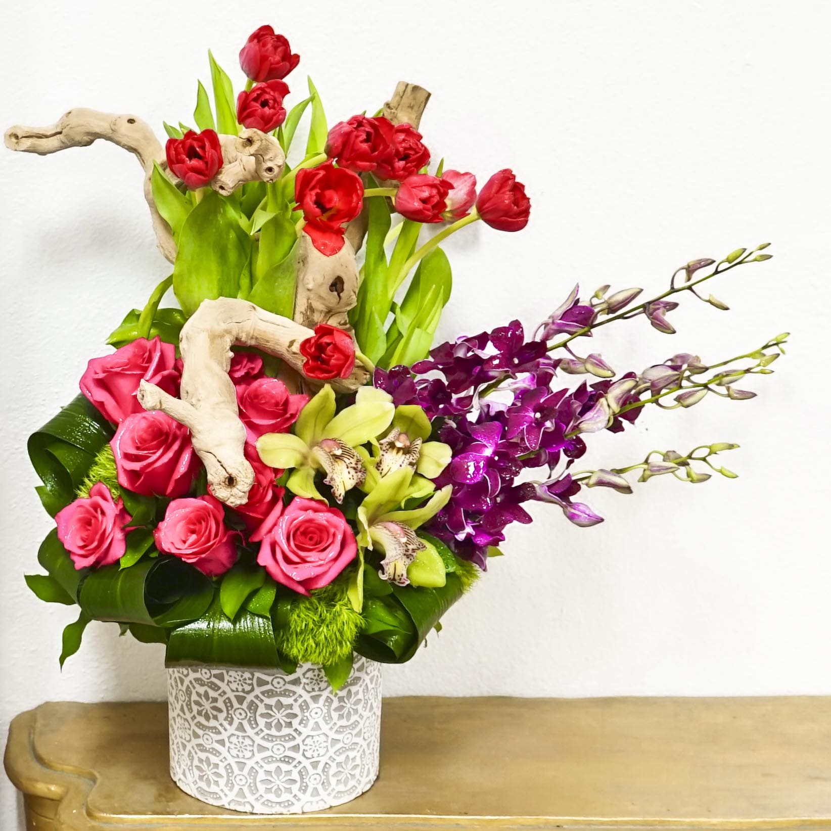 SIMPLY SPRING in San Diego, CA | Wholesale Flowers