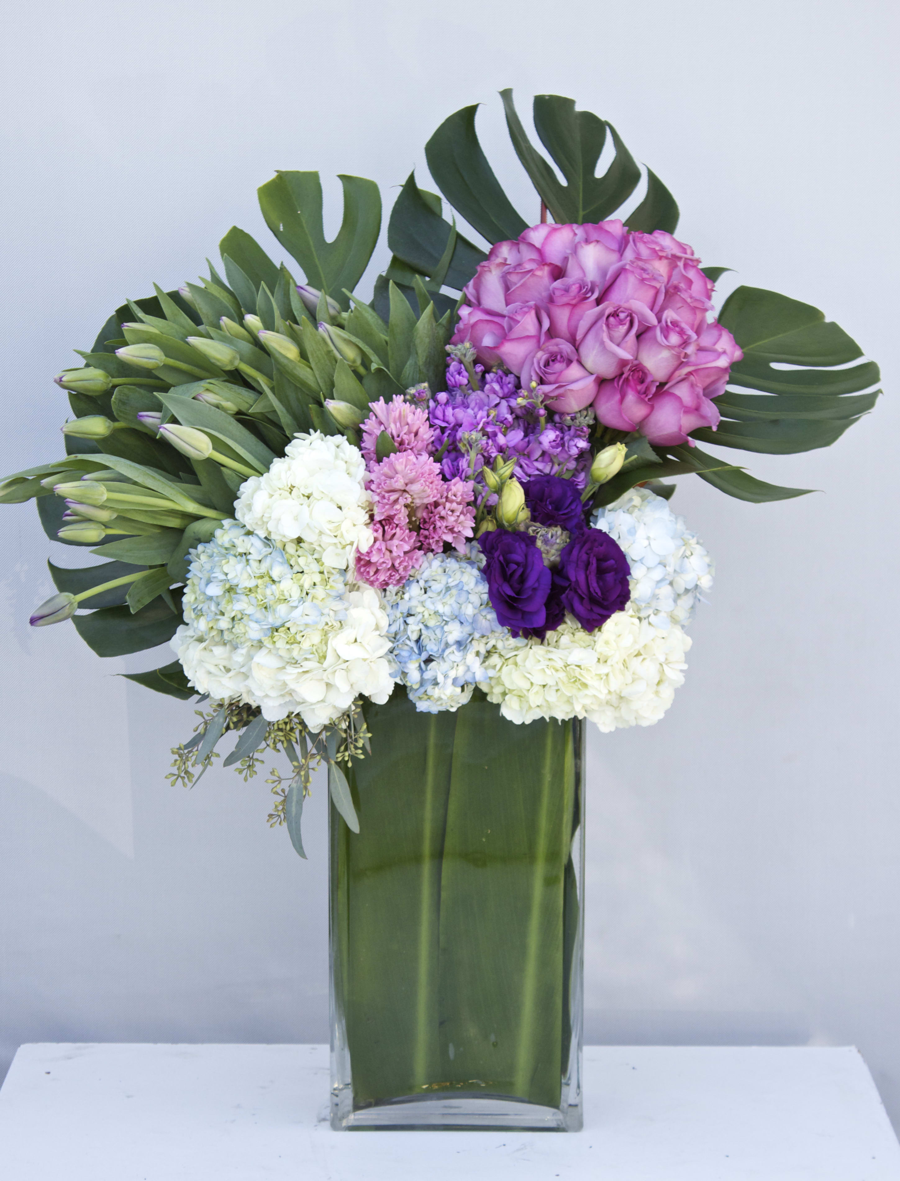 Tall Spring Bouquet In A Glass Vase In Glendale Ca Kara Bala