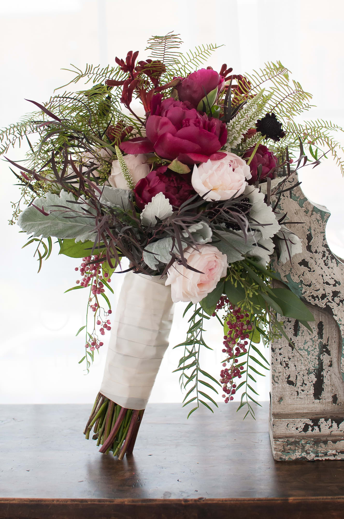 traditional wedding bouquet flowers