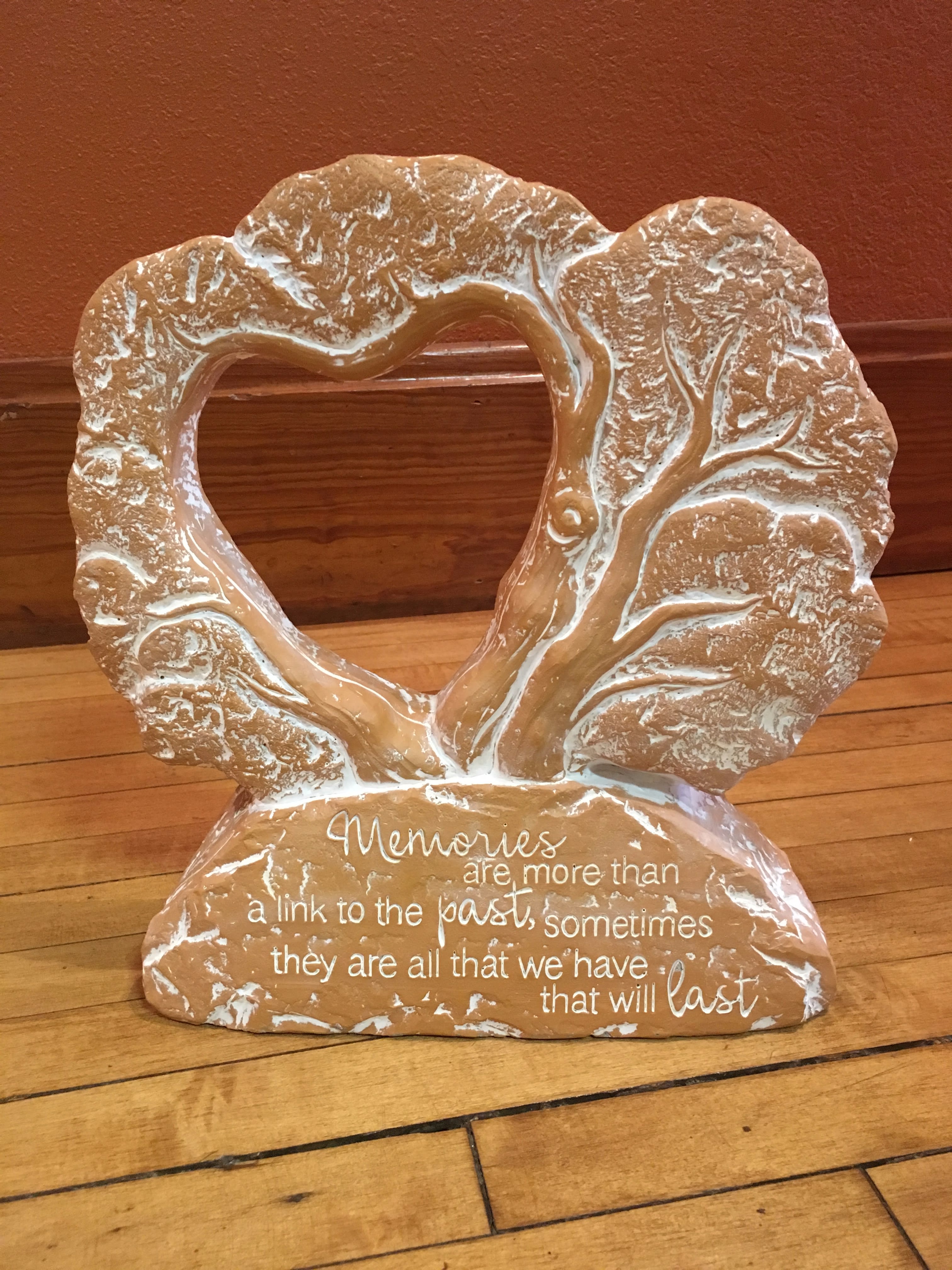 Heart Sympathy Keepsake in Flandreau, SD Flandreau Flower Shoppe