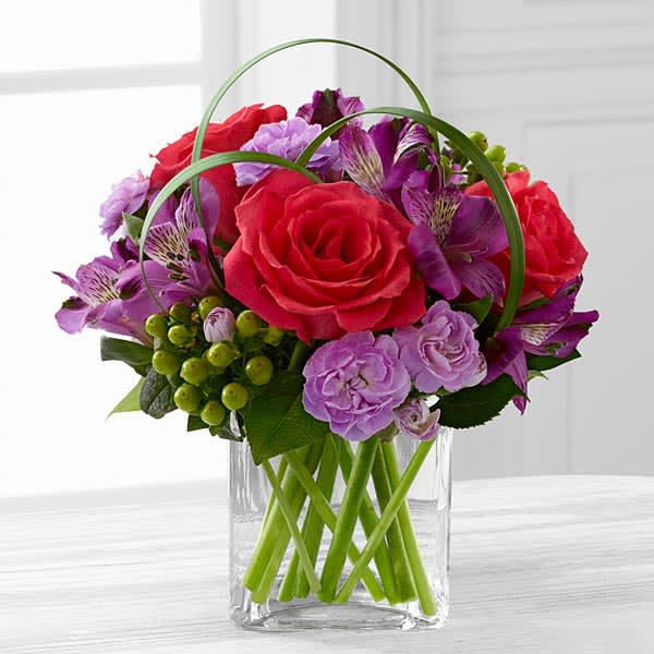 The Ftd Be Bold Bouquet By Better Homes And Gardens Vase