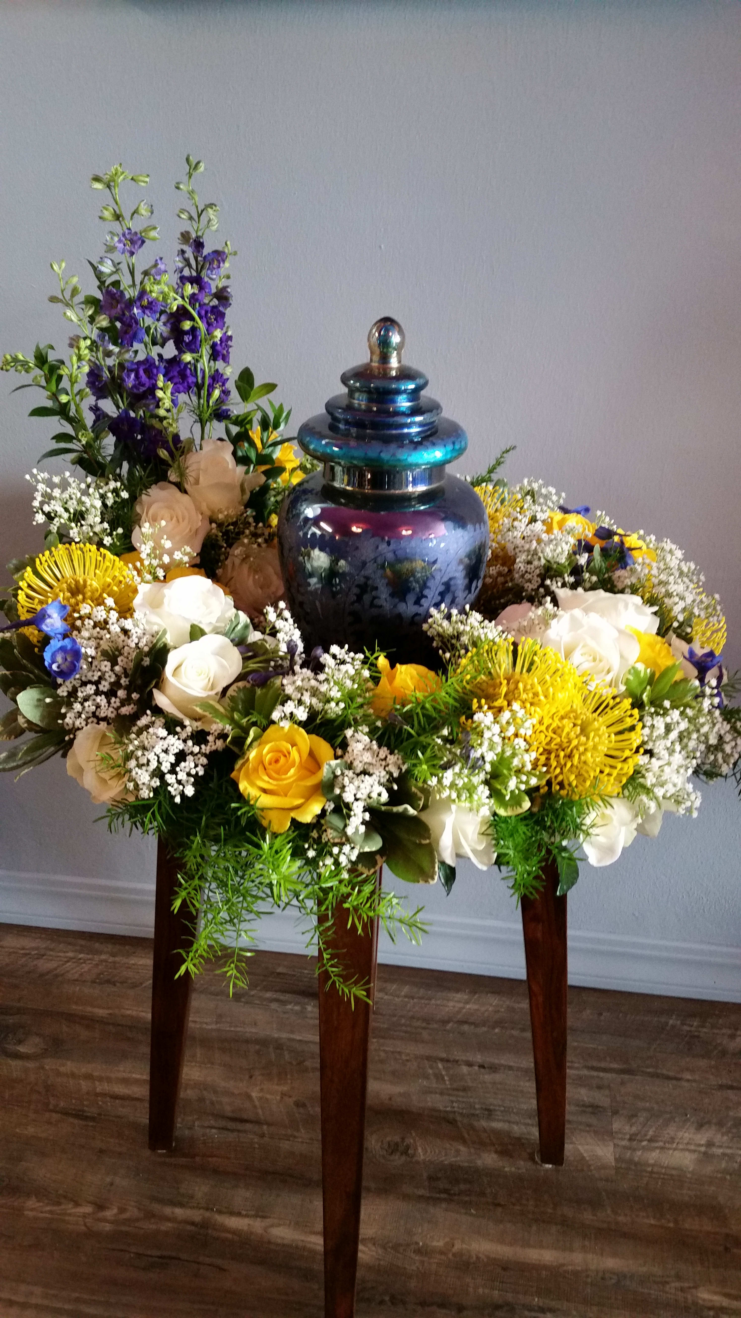 Urn Ring in Stevensville, MT Peacock Floral