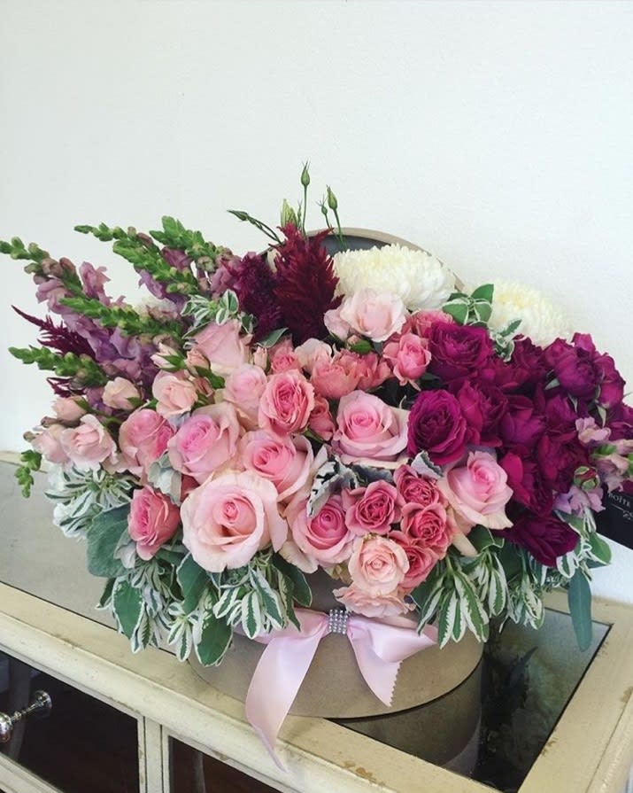 Crisp Spring In Burbank Ca Boite De Fleurs