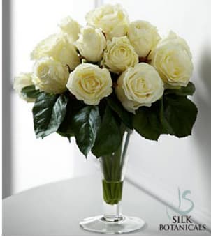 Jane Seymour Silk Botanicals White Roses In Glass Vase In Atlanta