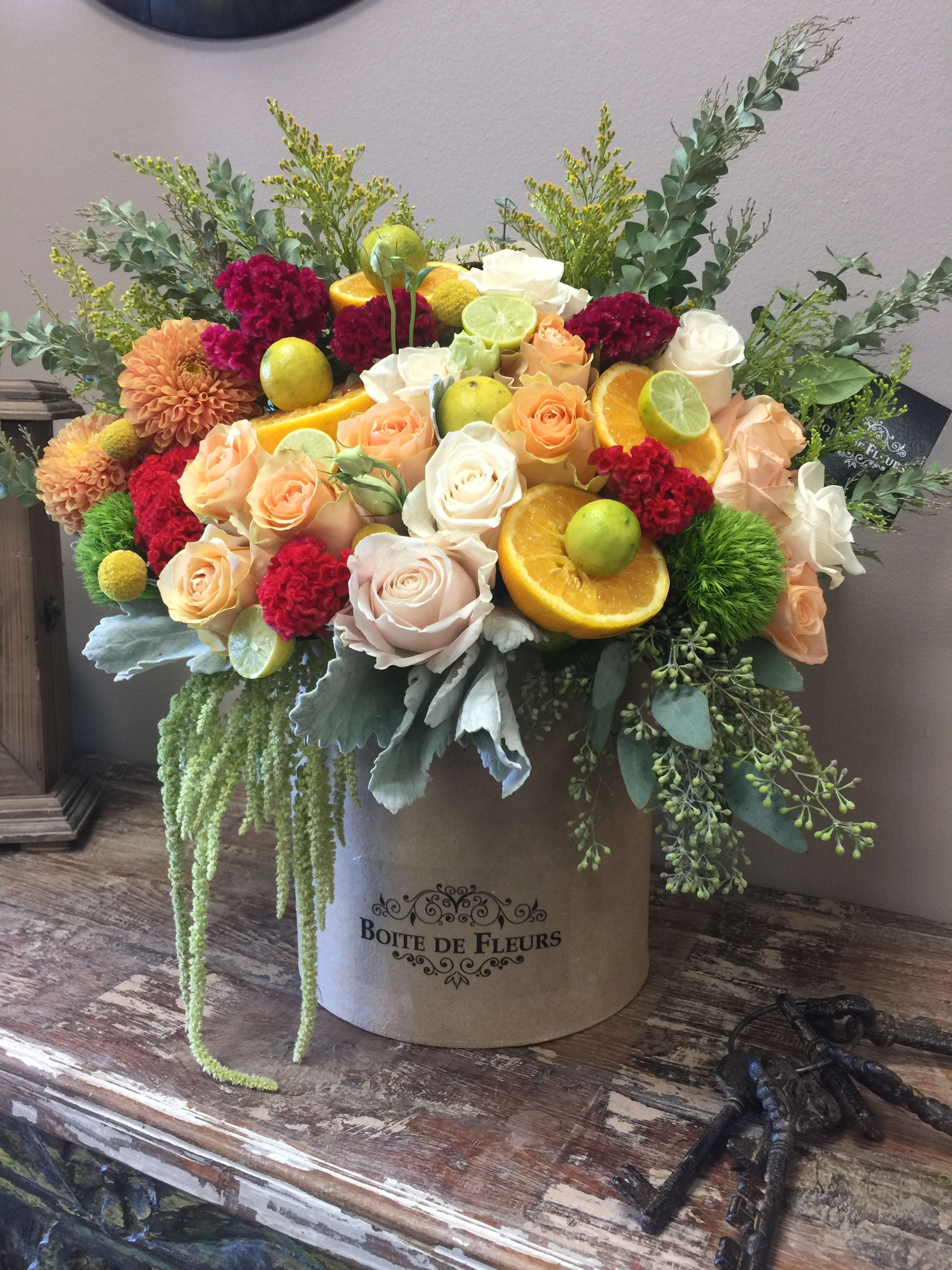 There S Fruits In My Flowers In Burbank Ca Boite De Fleurs