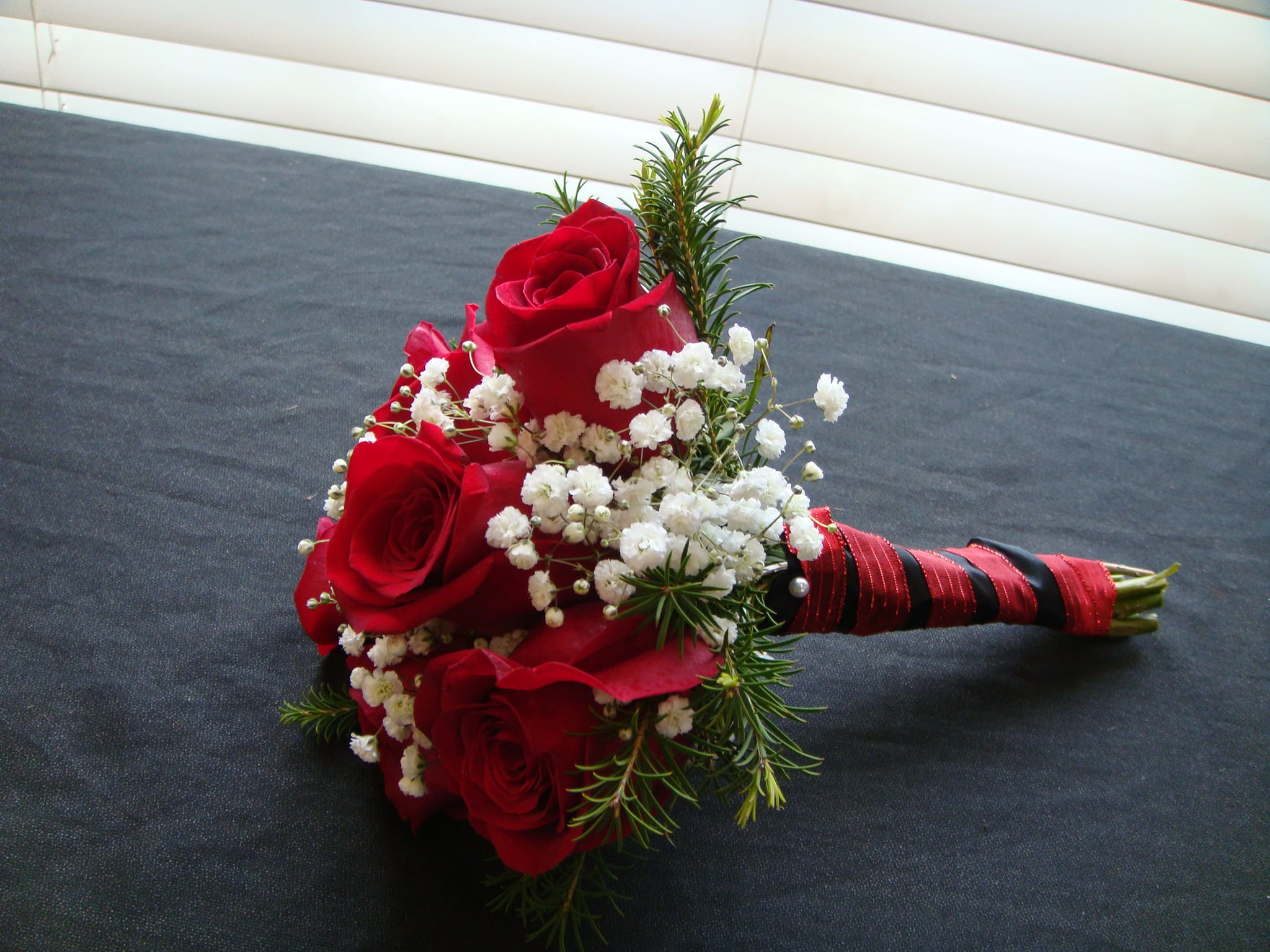 Red Rose Hand Tied Bouquet in Huntsville, AL | Country ...