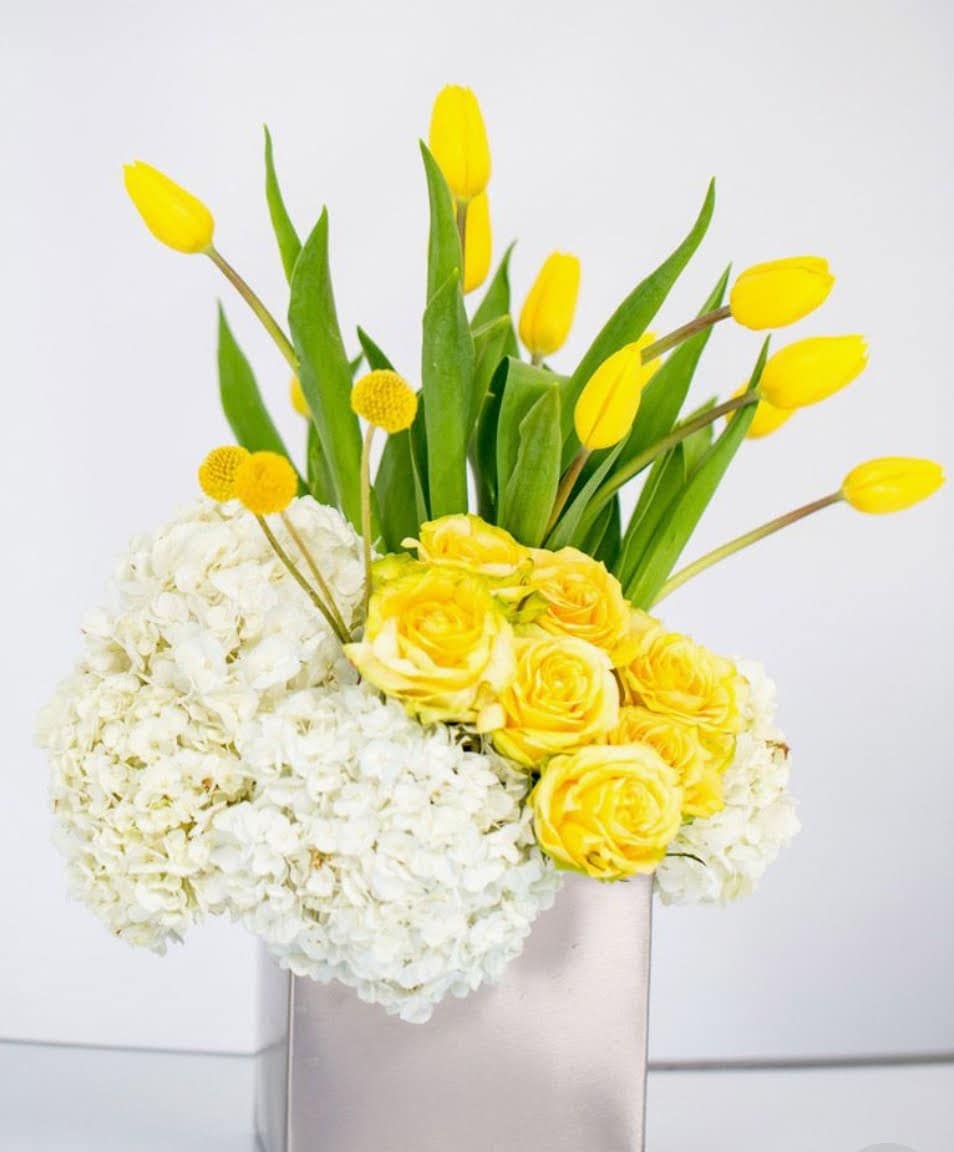 art deco bouquet in