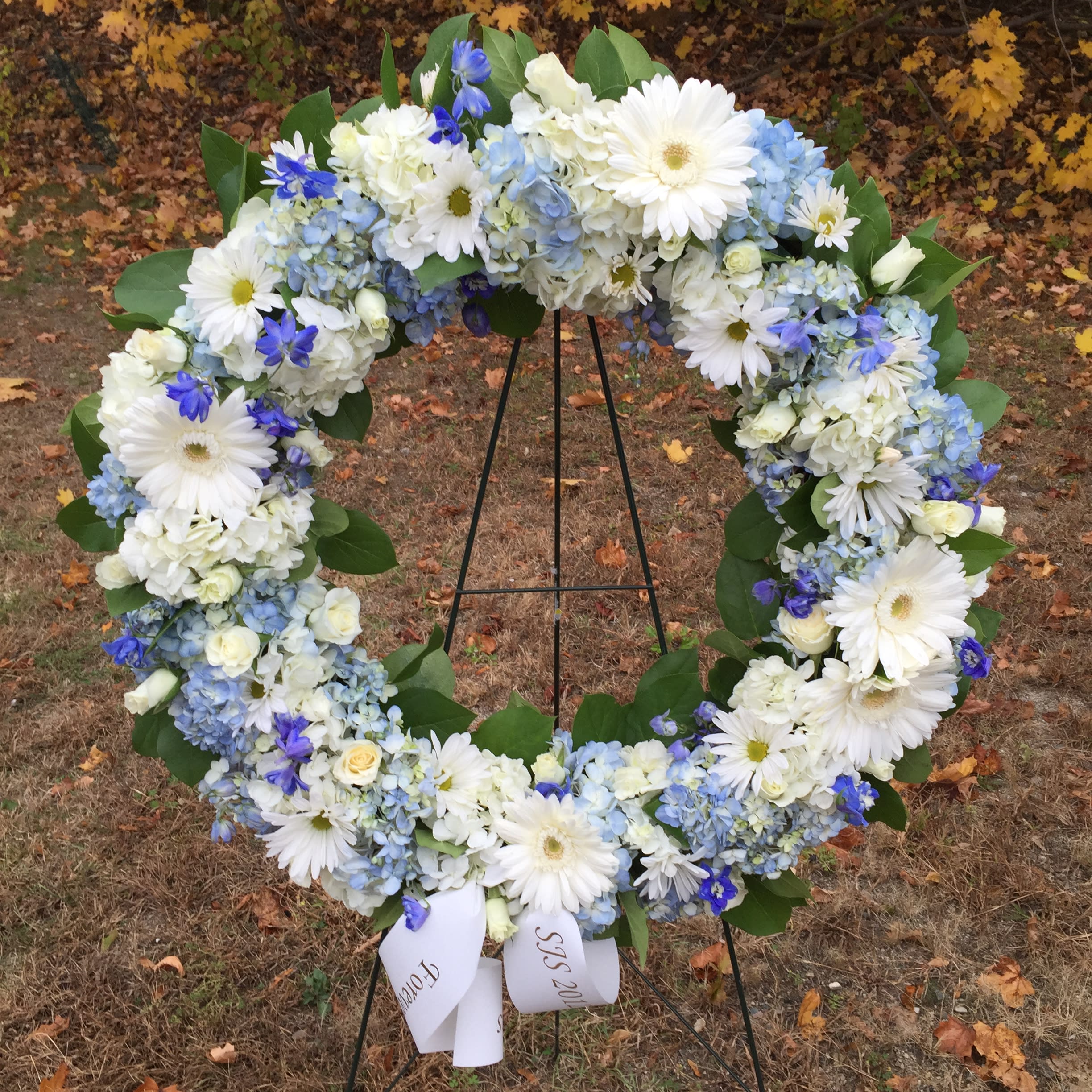 Evans Ocean Breeze Funeral Wreath in Peabody, MA | Evans ...