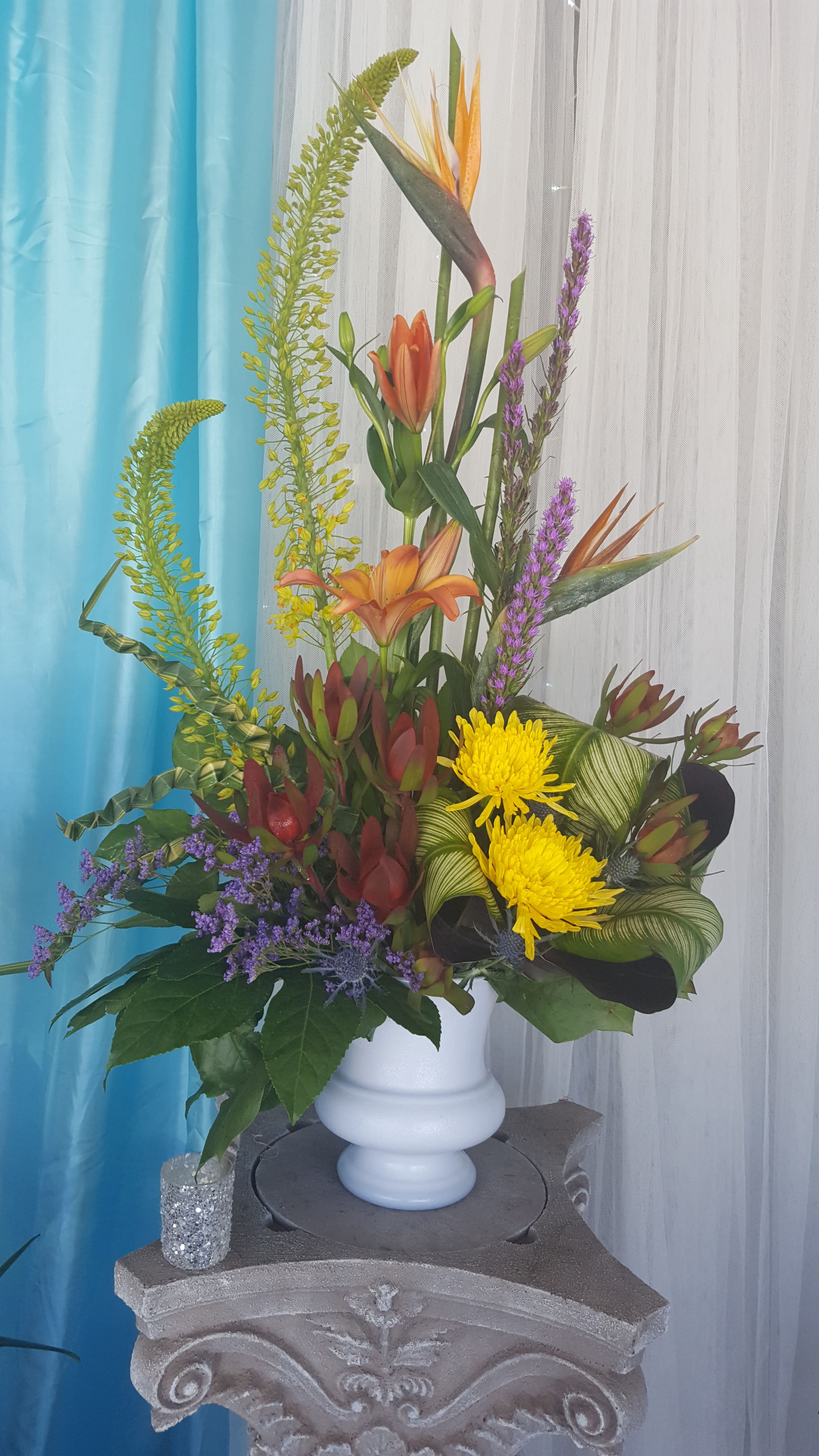 Tropical Urn in Phoenix, AZ | Arcadia Flowers & Gifts