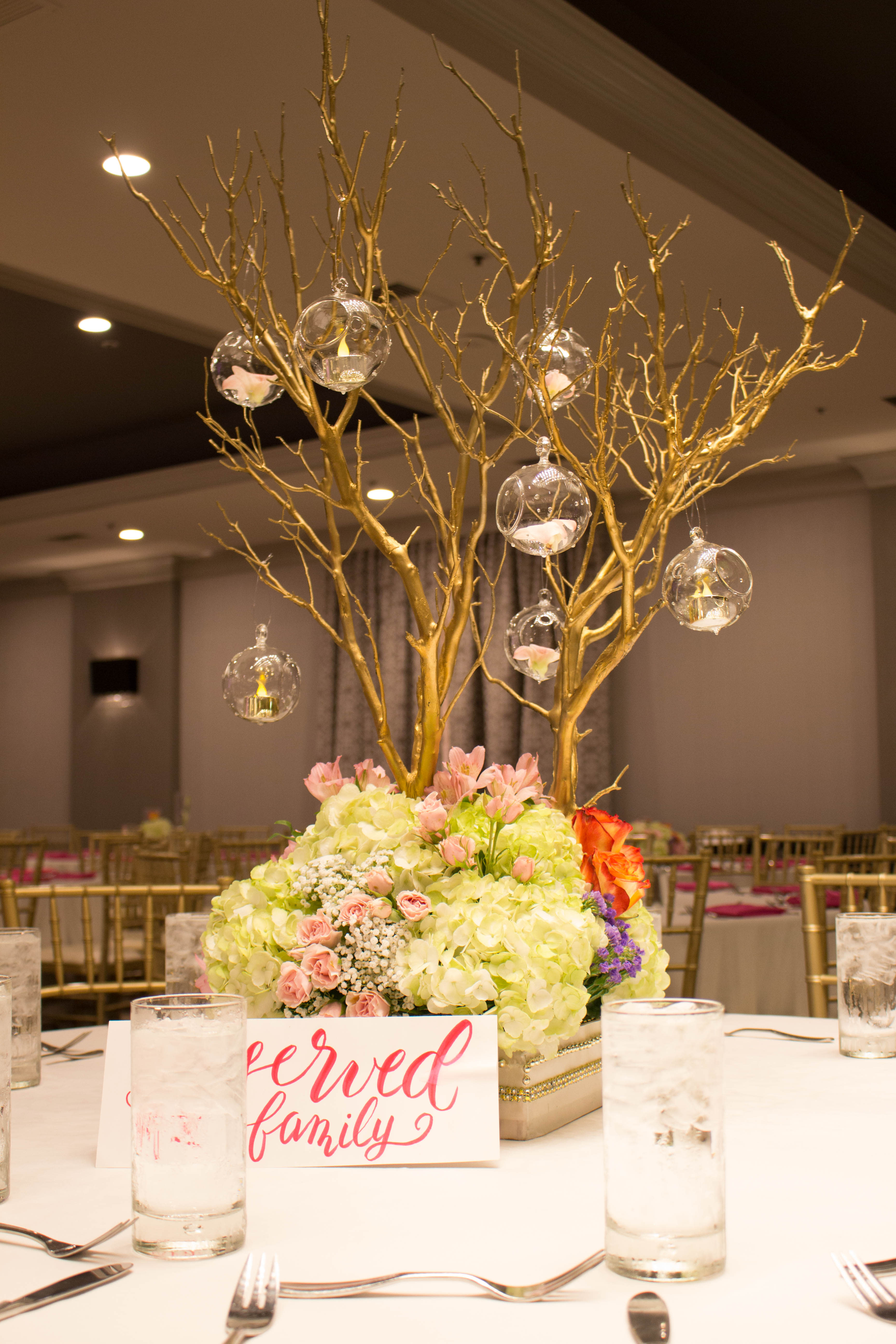 Manzanita Branch Centerpiece In San Jose Ca Bees Flowers 7157