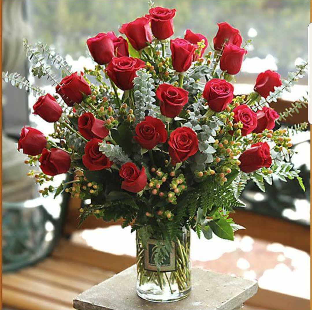 2 Dozen Red Roses In Cleveland Tx Va Va Bloom