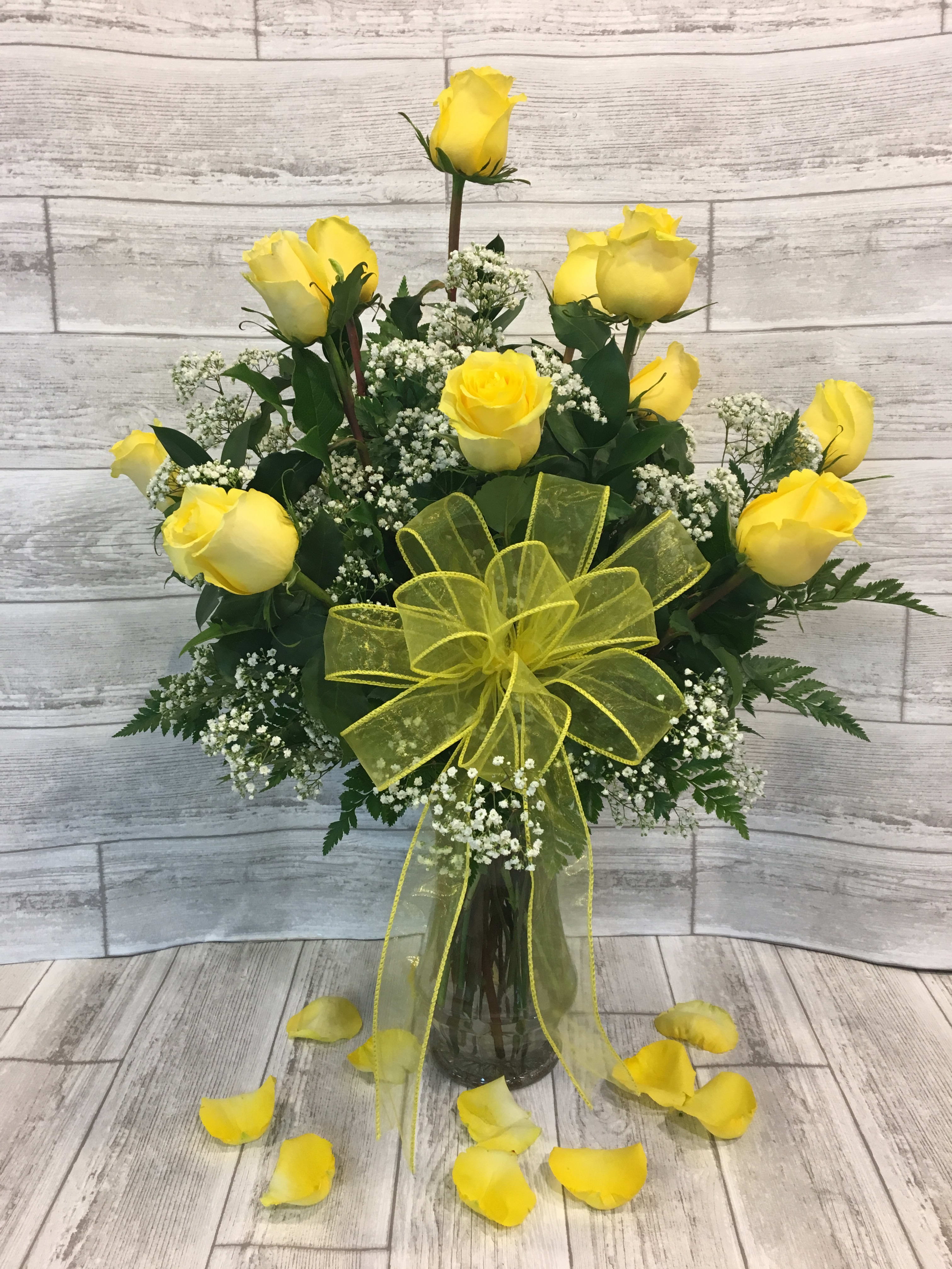 one dozen yellow roses