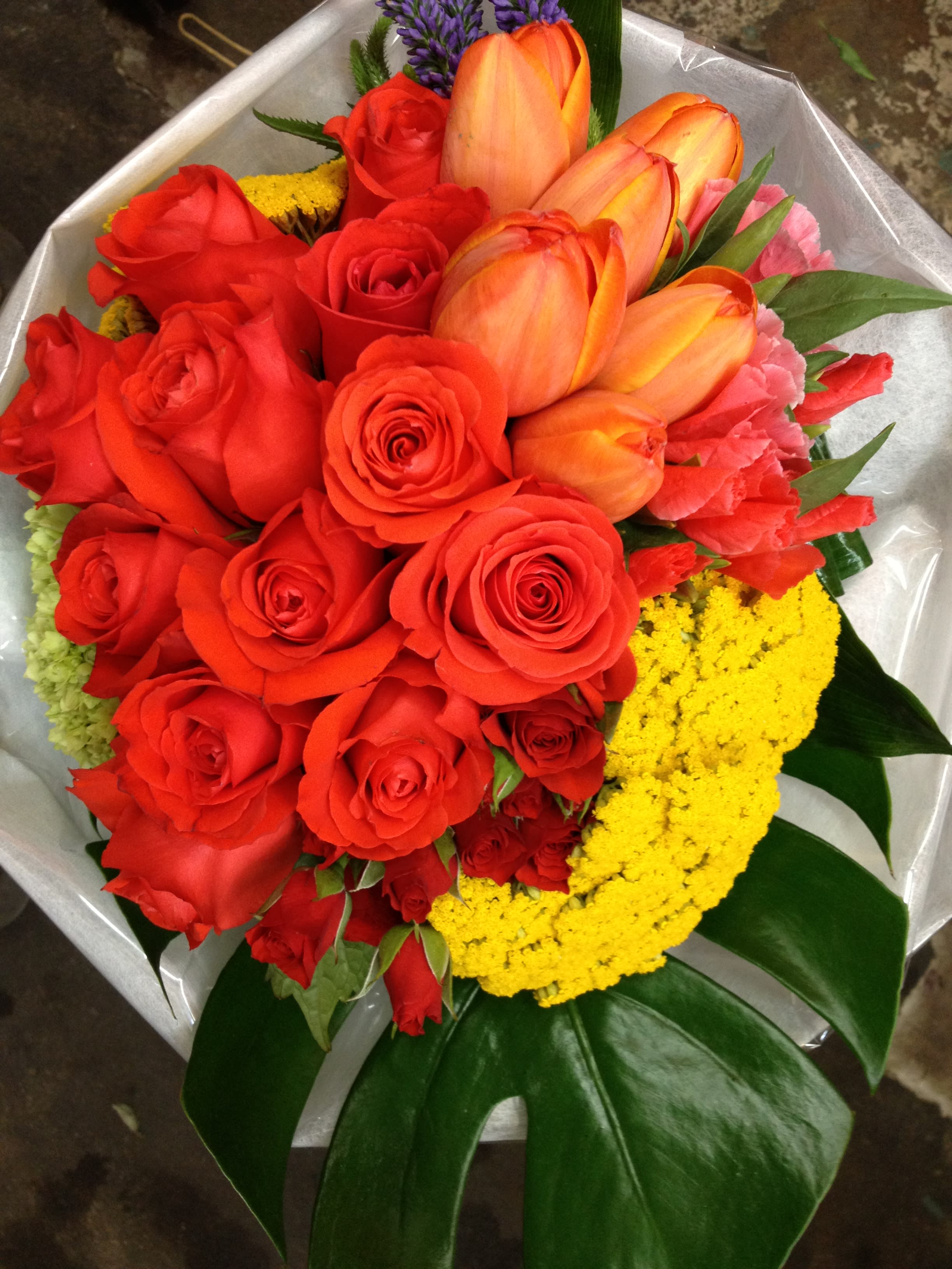 Hand Tie Bouquet In Los Angeles Ca La Fleur By Tracy