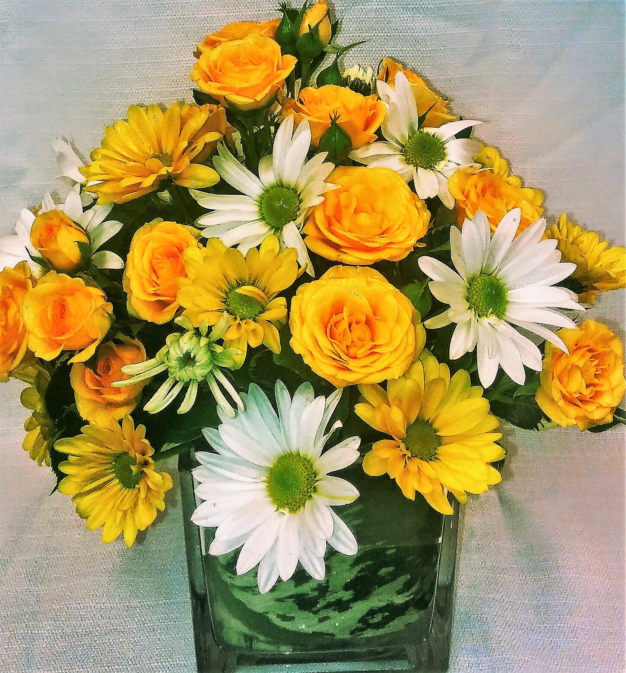 Sunshine Smiles in Olive Branch, MS The Yellow Rose Florist