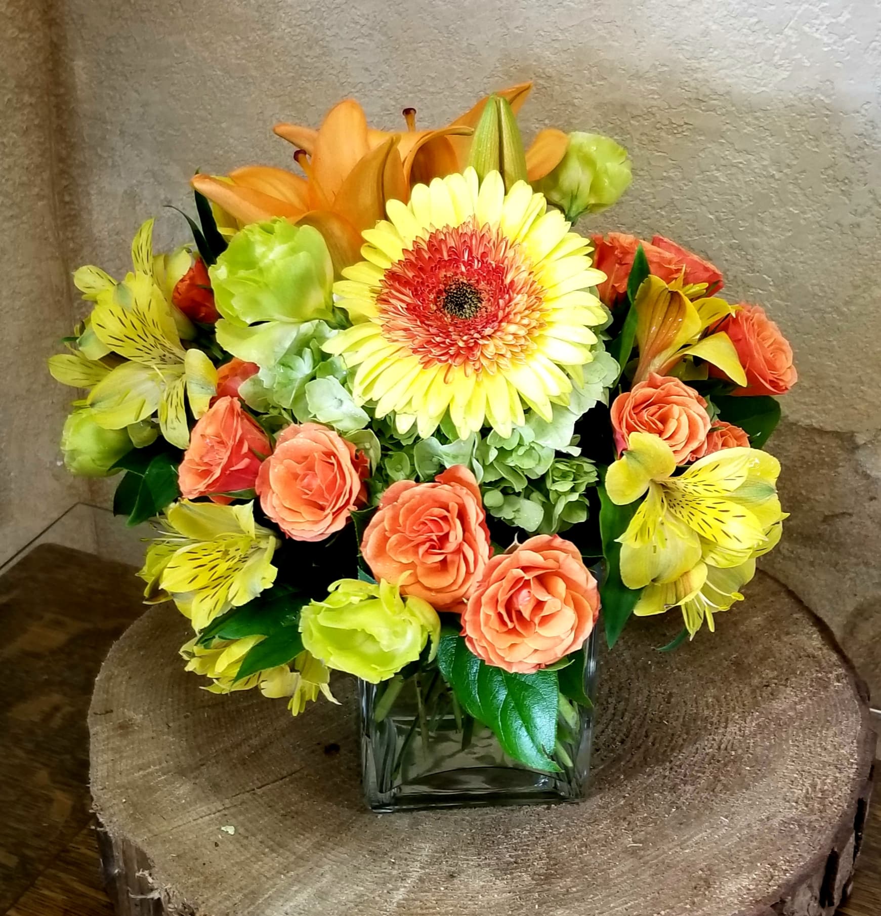 Vibrant cube arrangement in Saugus, CA | Charmaine's Bouquet Canyon Florist