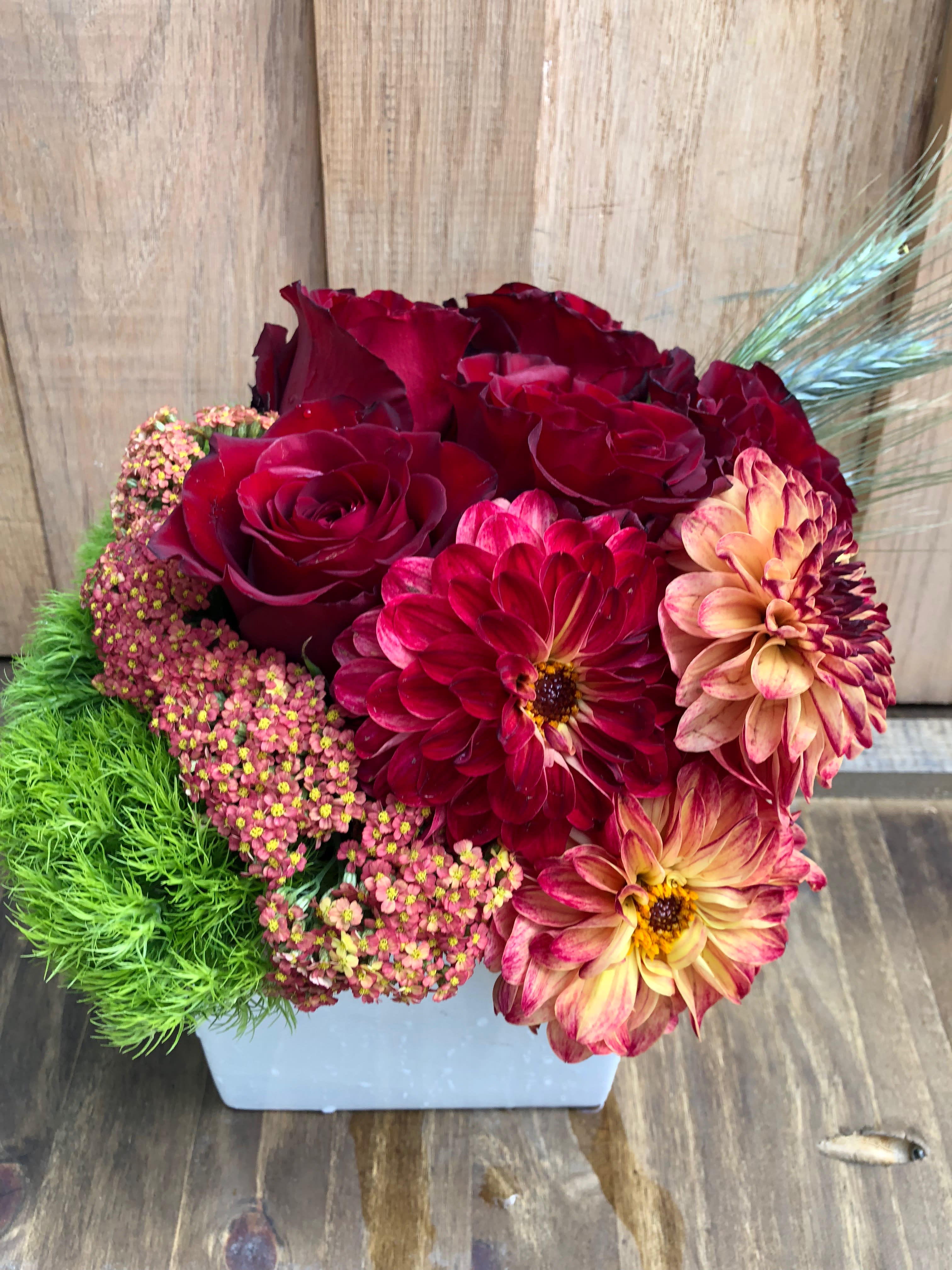 Modern Designers Choice In Austin Tx Mercedes Flowers