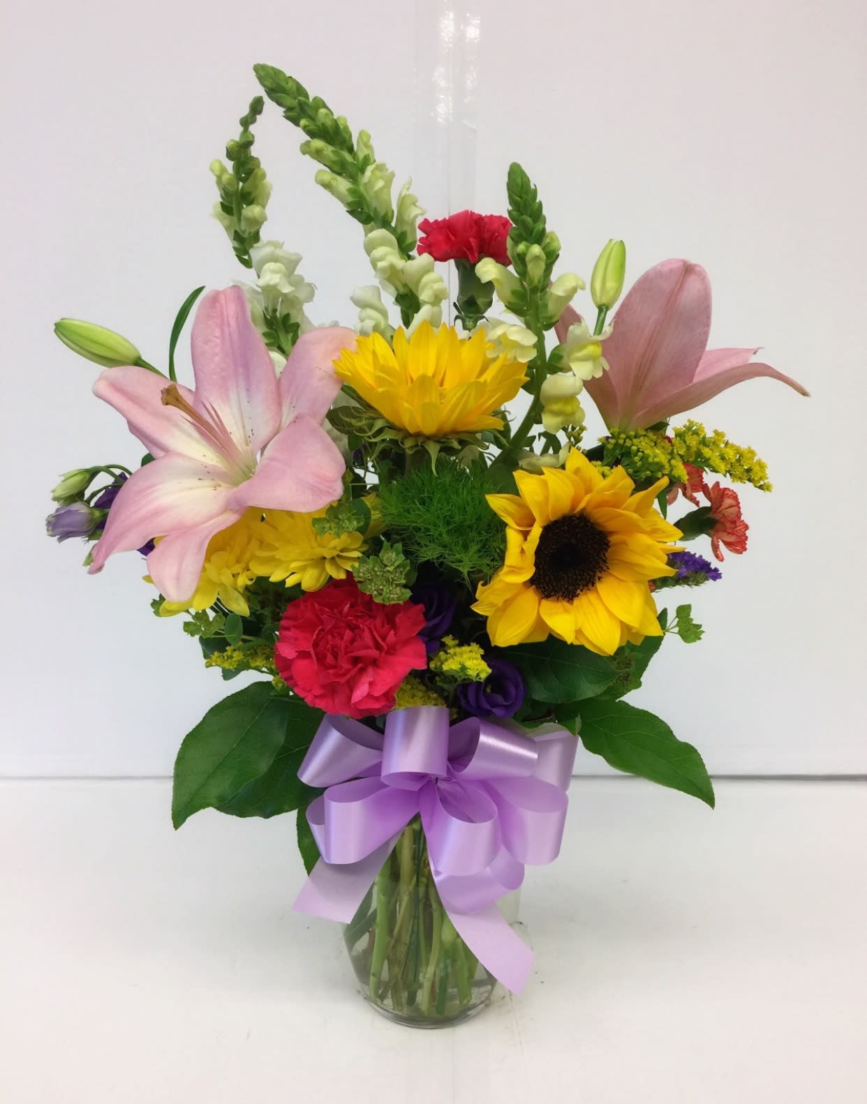 Sunshine & Lilies in Oregon City, OR Herbst Hilltop Florist