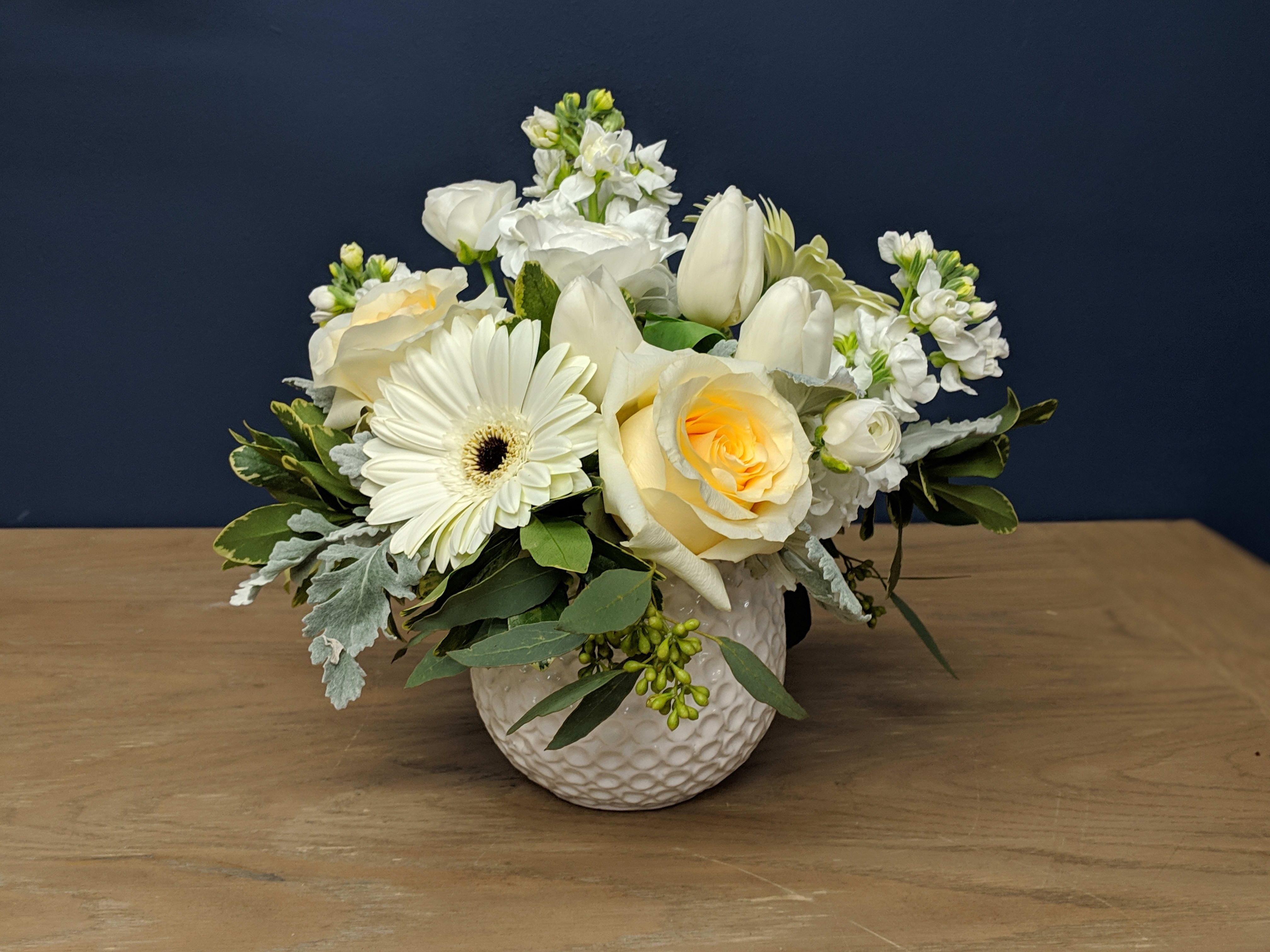 Pure Pleasures in Mercer Island, WA | Mercer Island Florist