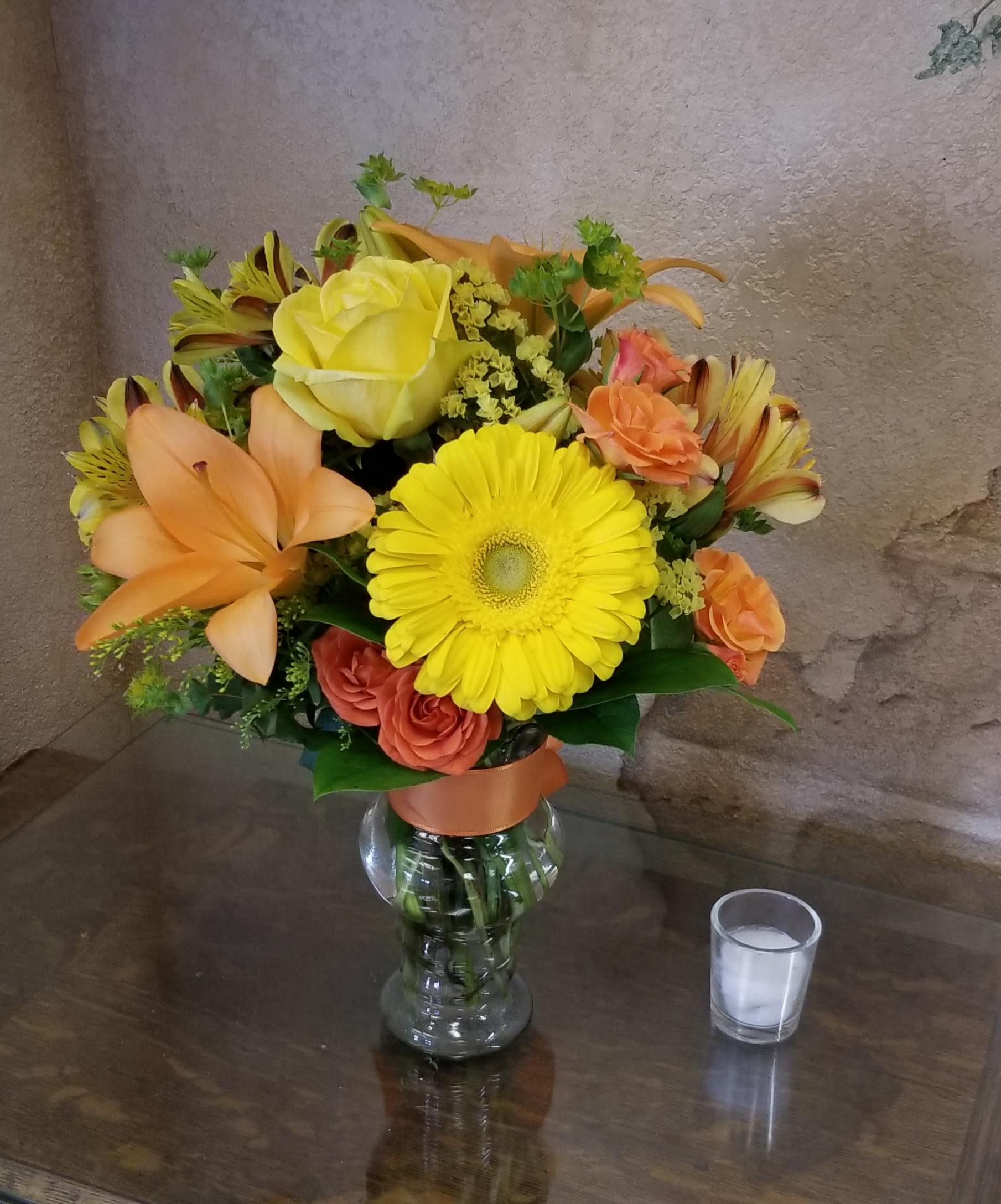 Sunny Thoughts in Saugus, CA Charmaine's Bouquet Canyon Florist