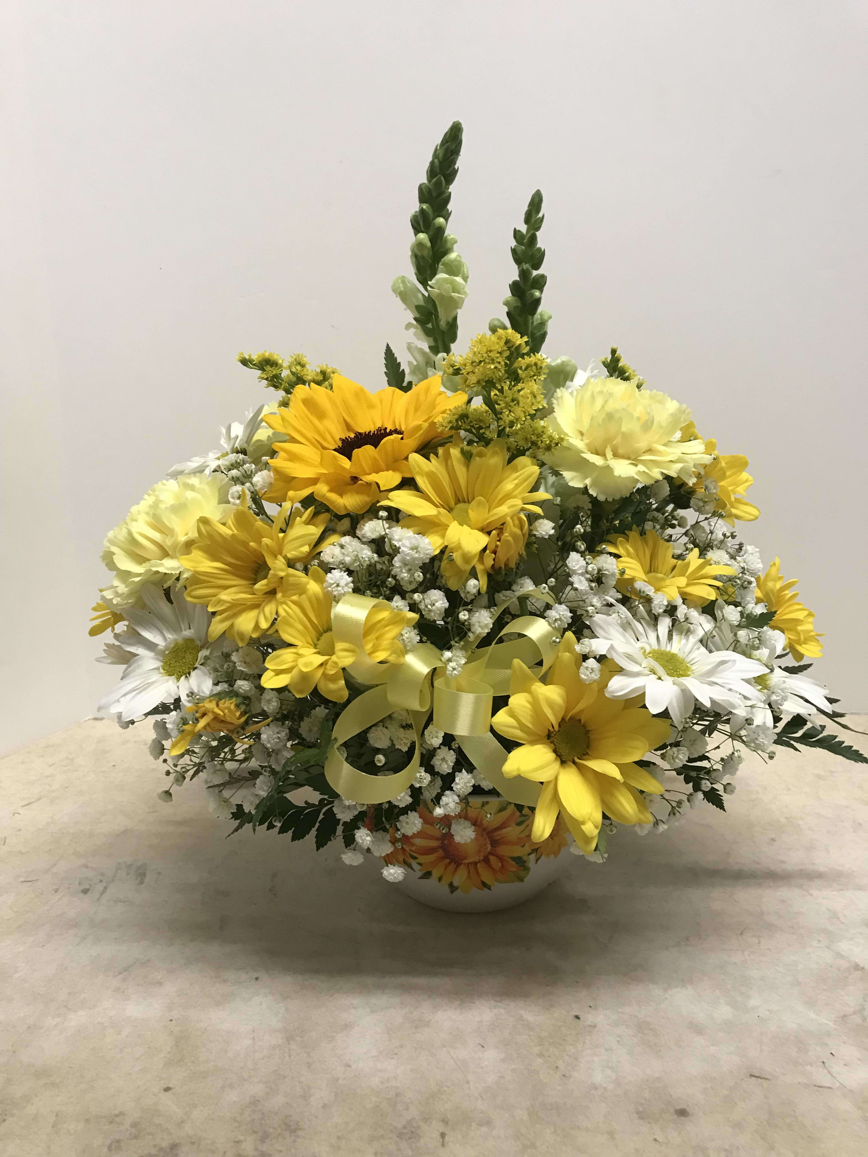 Daisy Sunshine In Christiansburg Va Angle Florist Inc