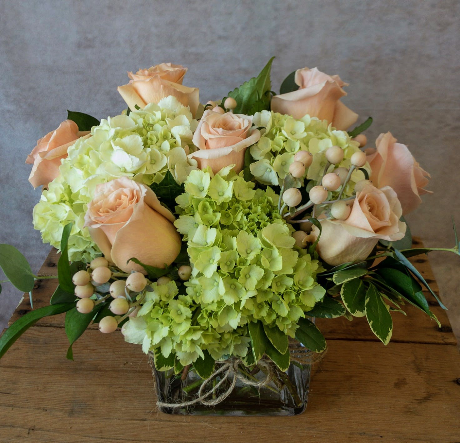 Peach Shimmer in Salina, KS | Lauren Quinn Flower Boutique