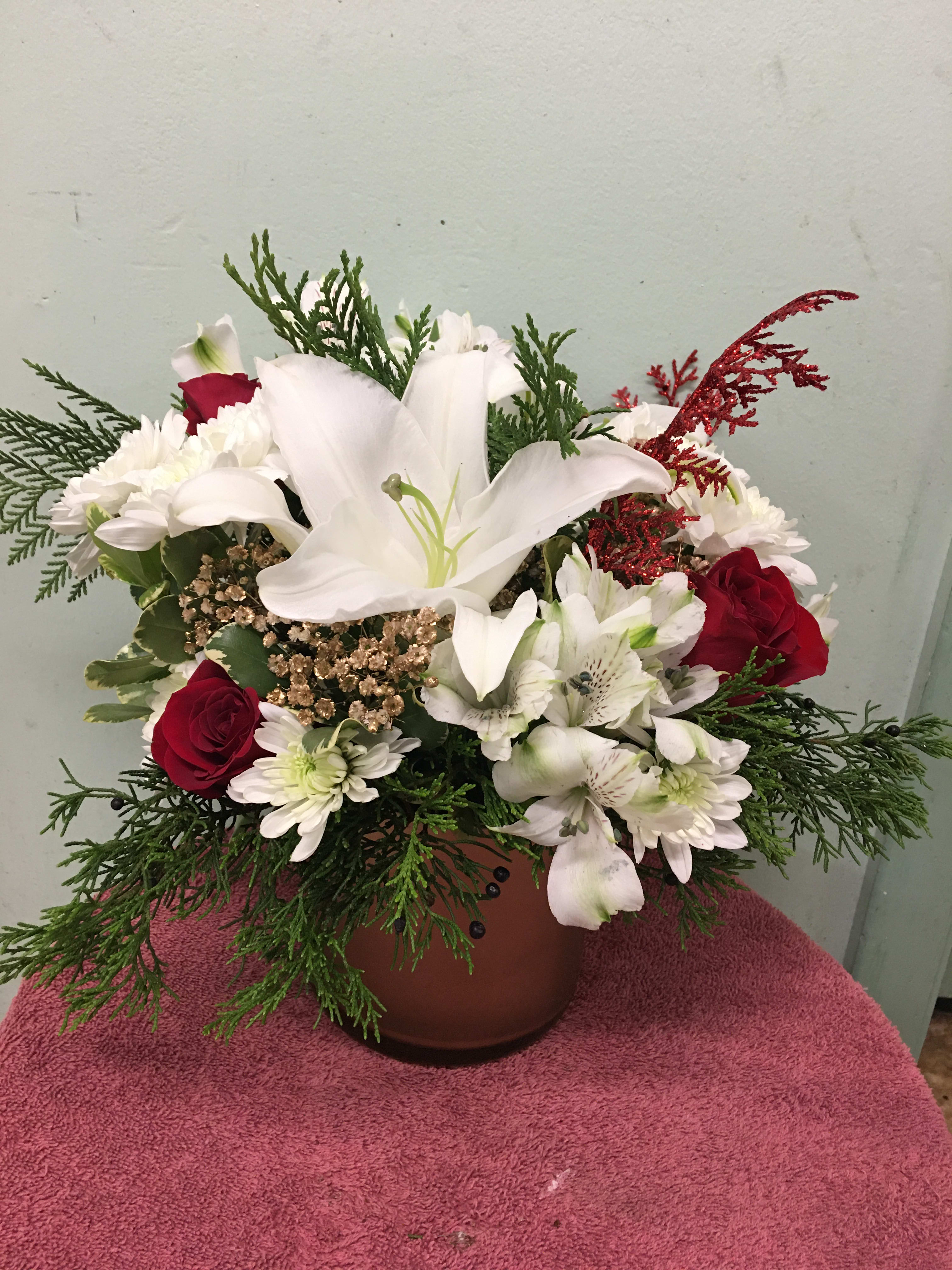 Christmas Elegance in Deland, FL Dottie's Florist