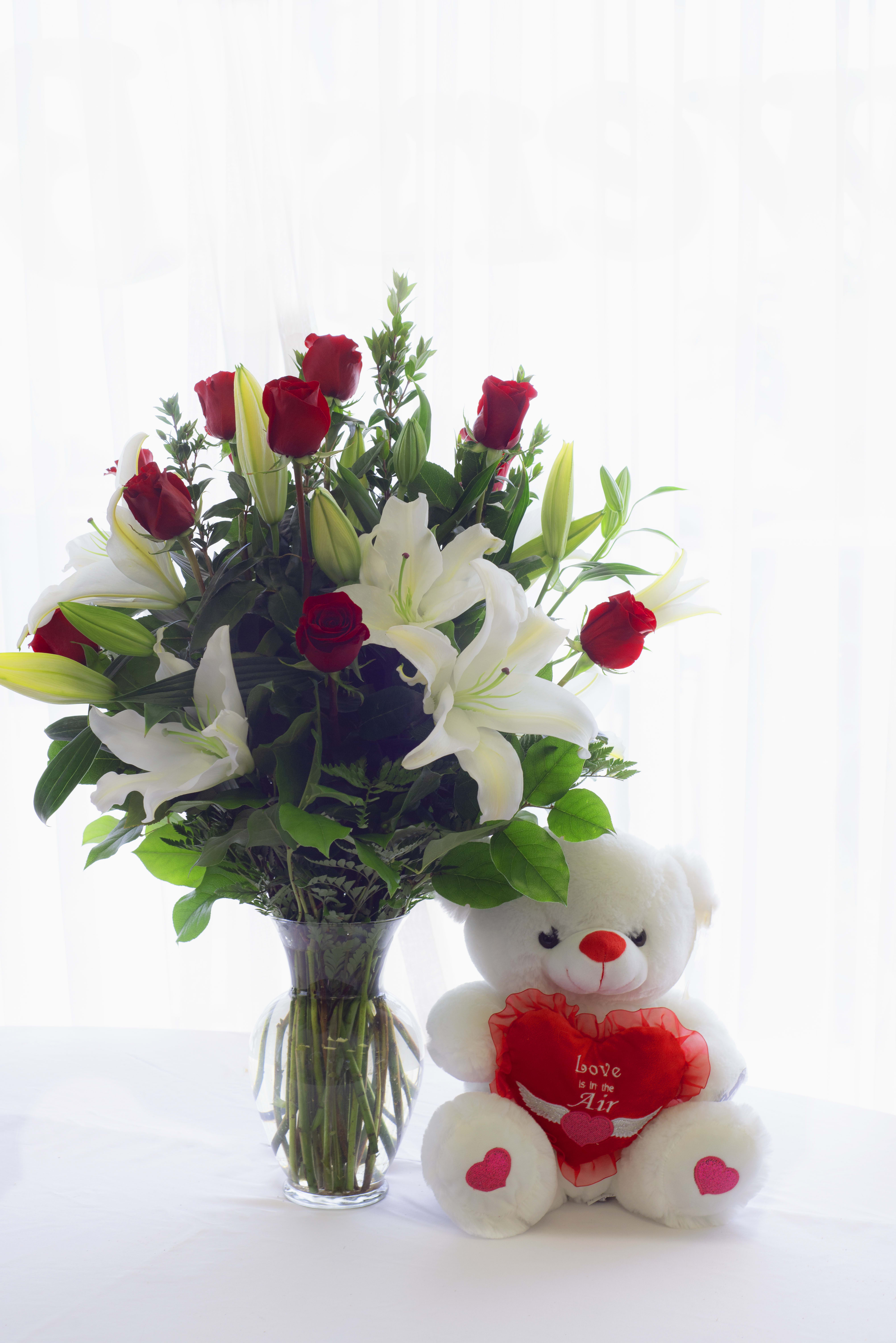 roses and bear