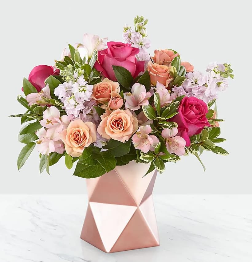 The FTD Sweetest Crush ™ Bouquet 20V3 in Sanford, NC Divine Designs