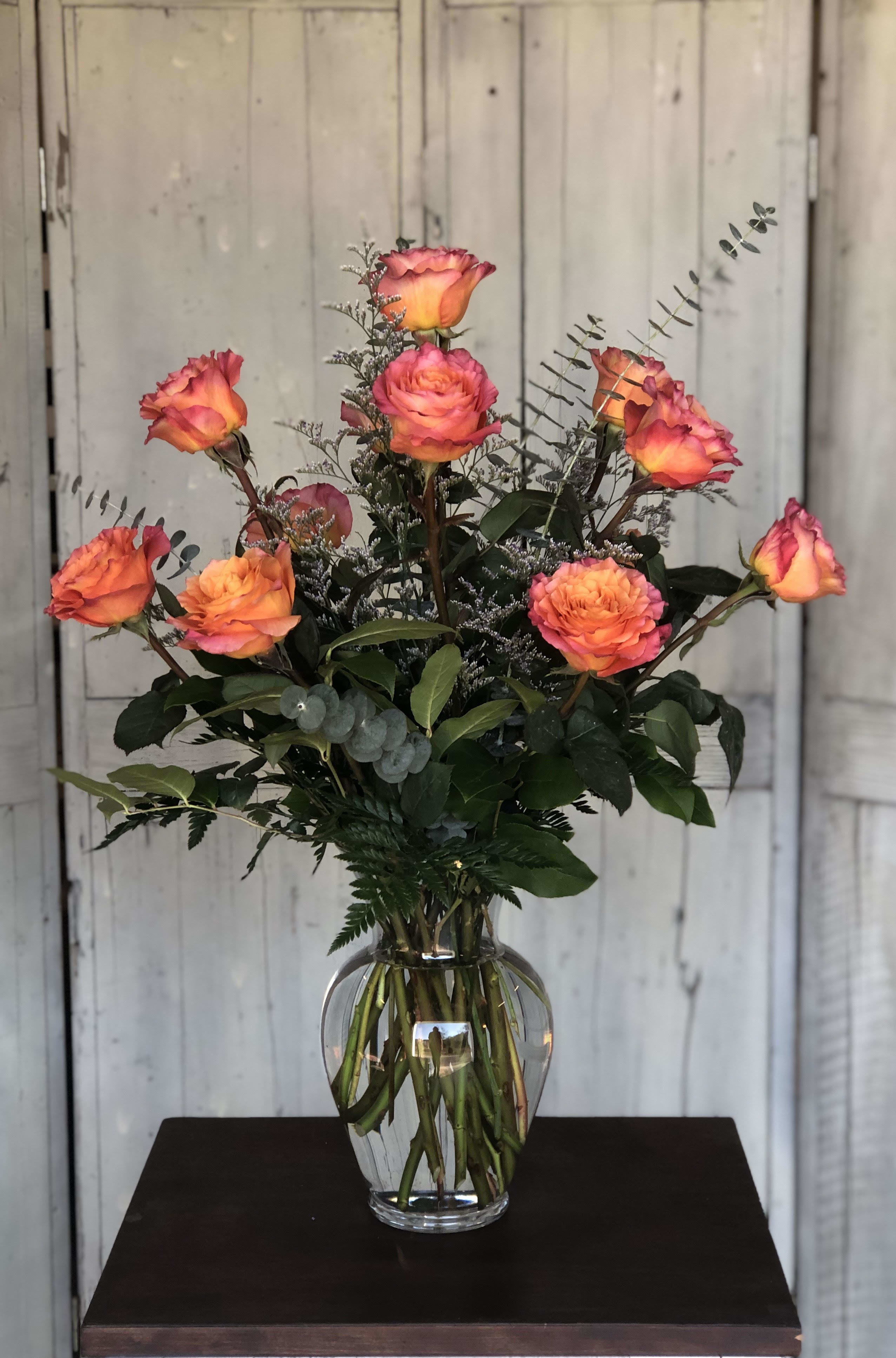 12 Free Spirit Roses arranged in Waldorf, MD Country Florist