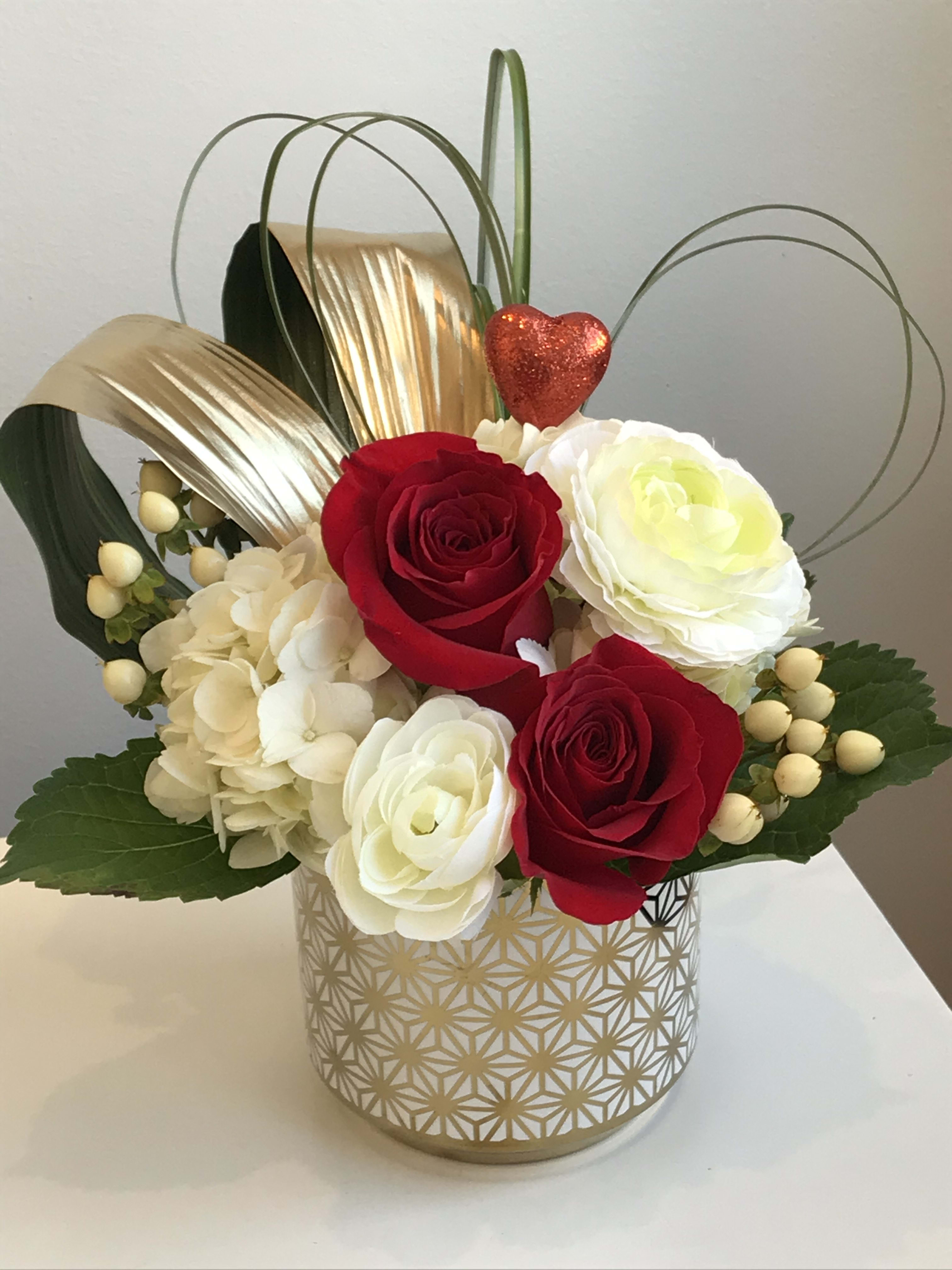 VAL201 in Hays, KS Regeena’s Flowers & Events