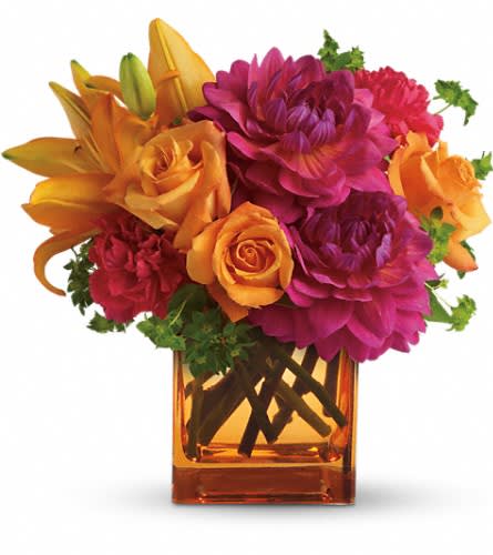 Teleflora's Summer Chic in Edina, MN | Flowers of Edina