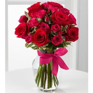 Love Struck Rose Bouquet In Winston Salem Nc Florista By