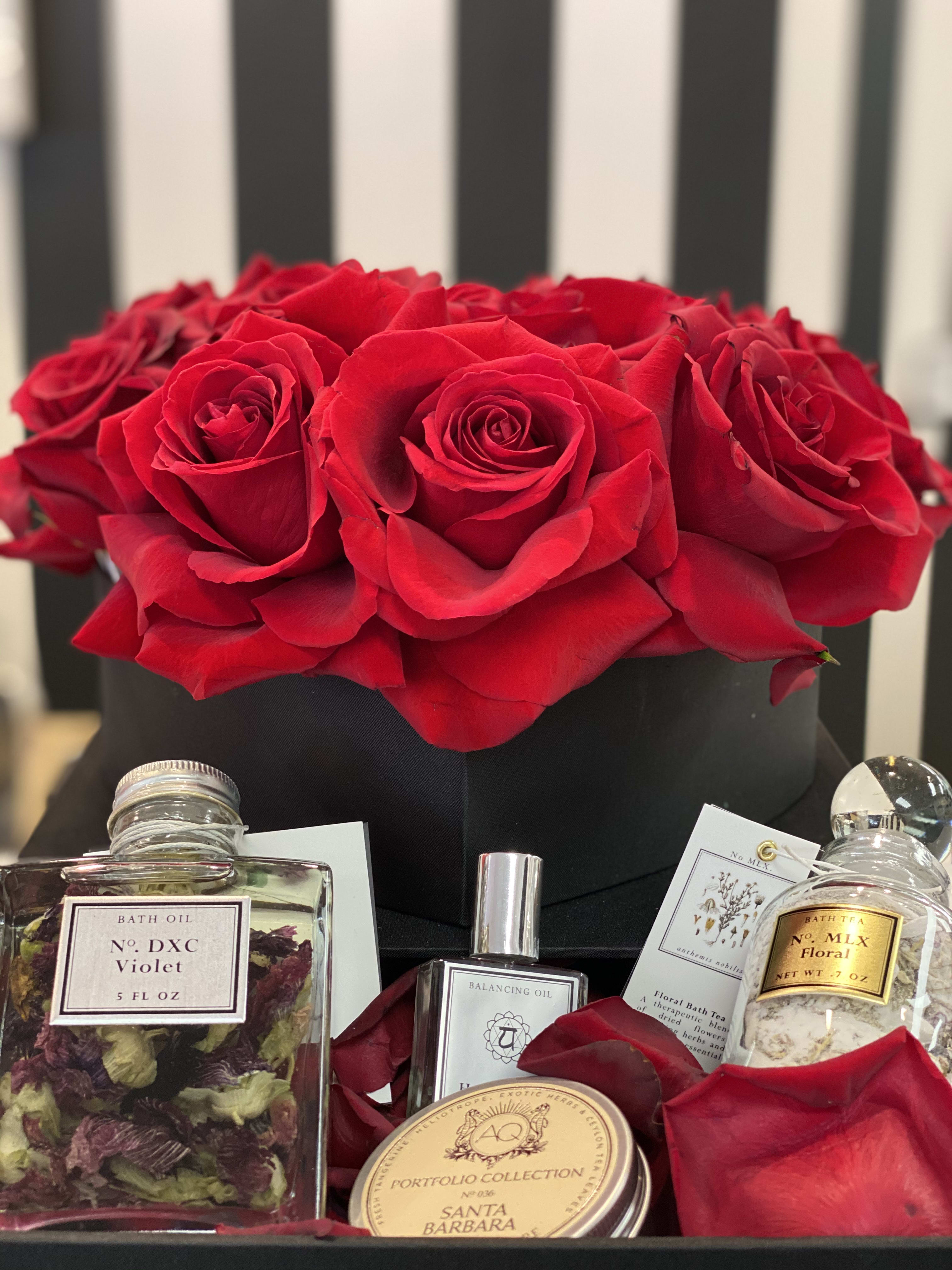 True Romance Gift Set In Santa Clarita Ca Celebrate Flowers And