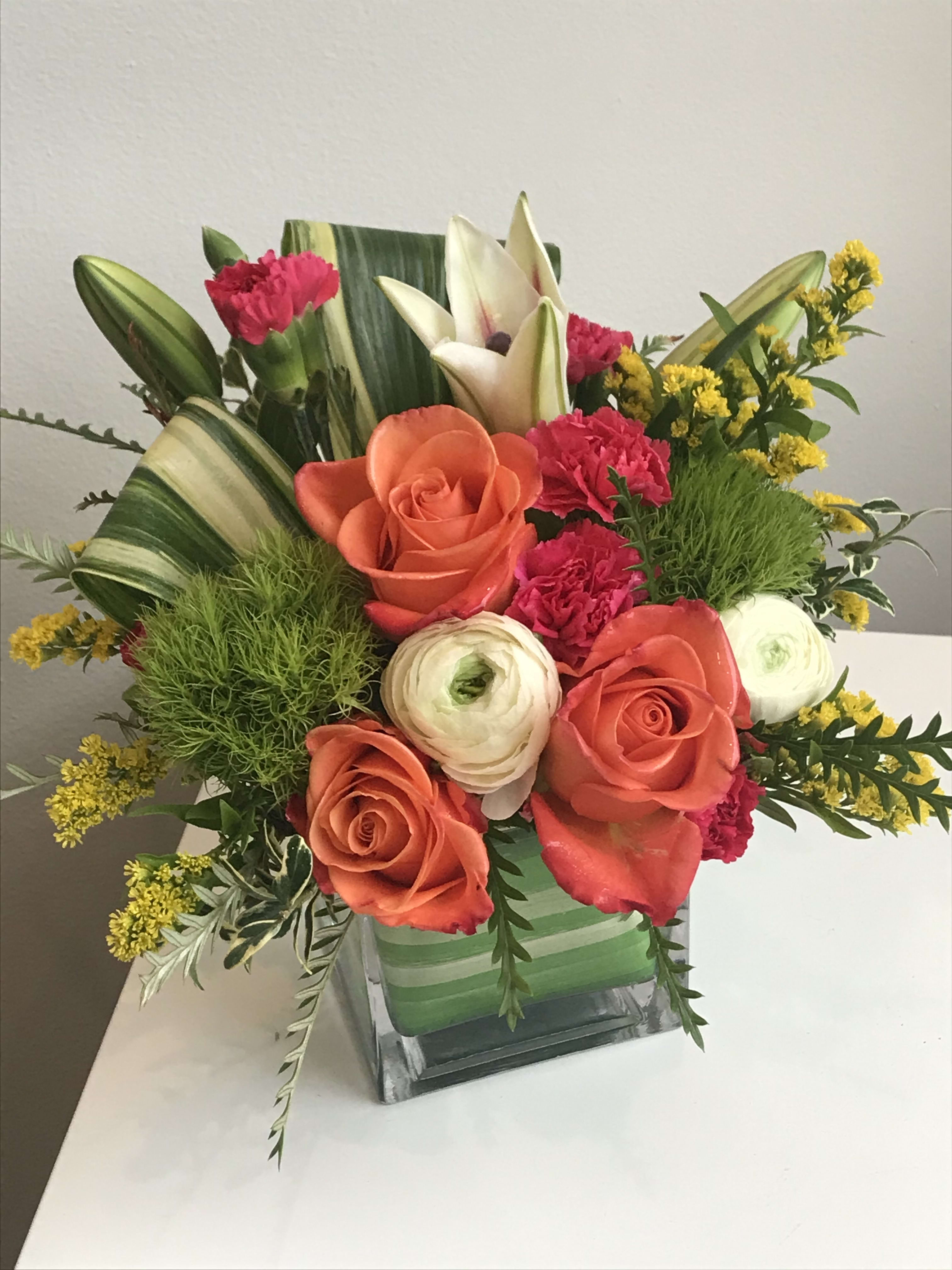 reg-38-in-hays-ks-regeena-s-flowers-events