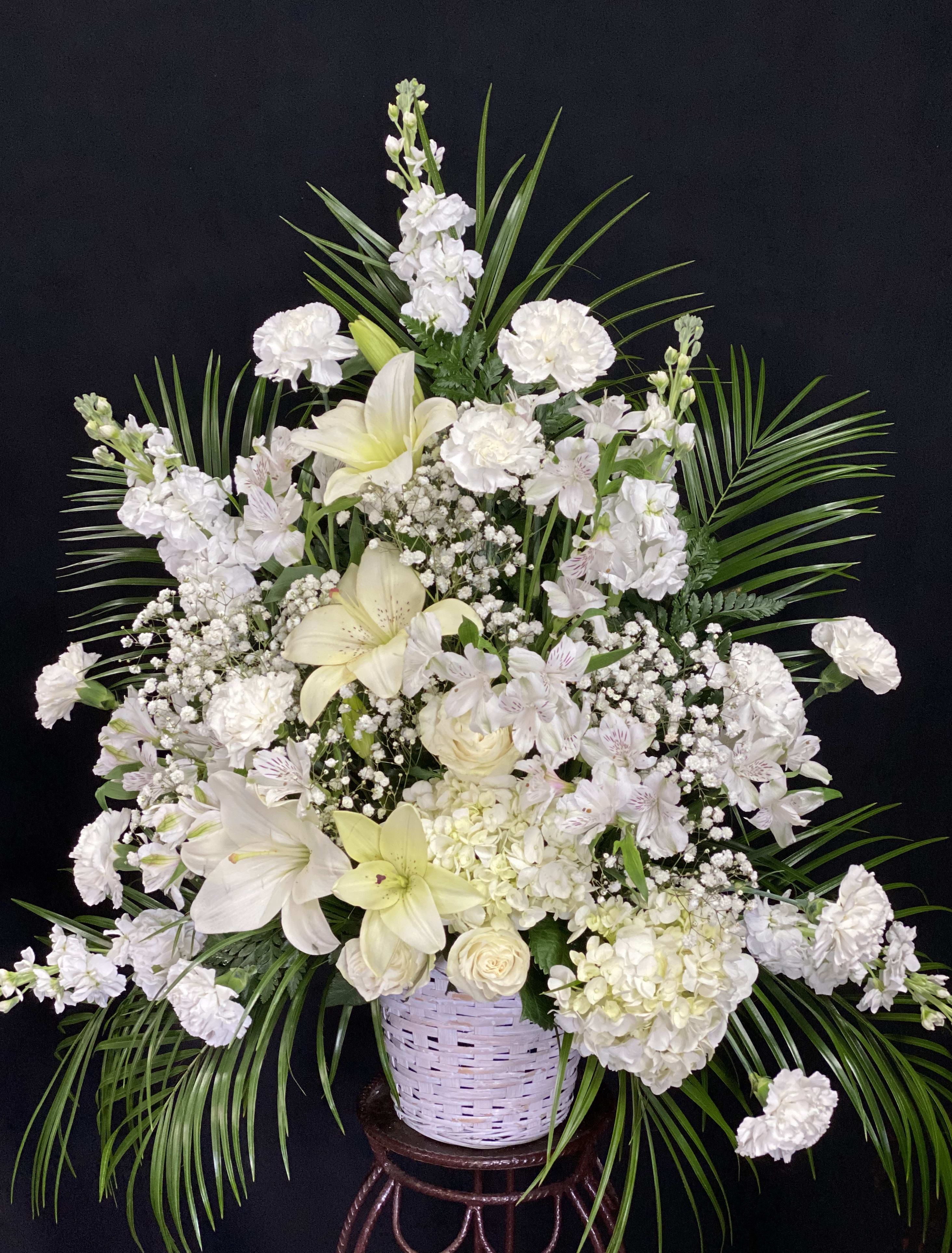 Sincerest Sympathy in STUART, FL | Magnolia's Flower Shop