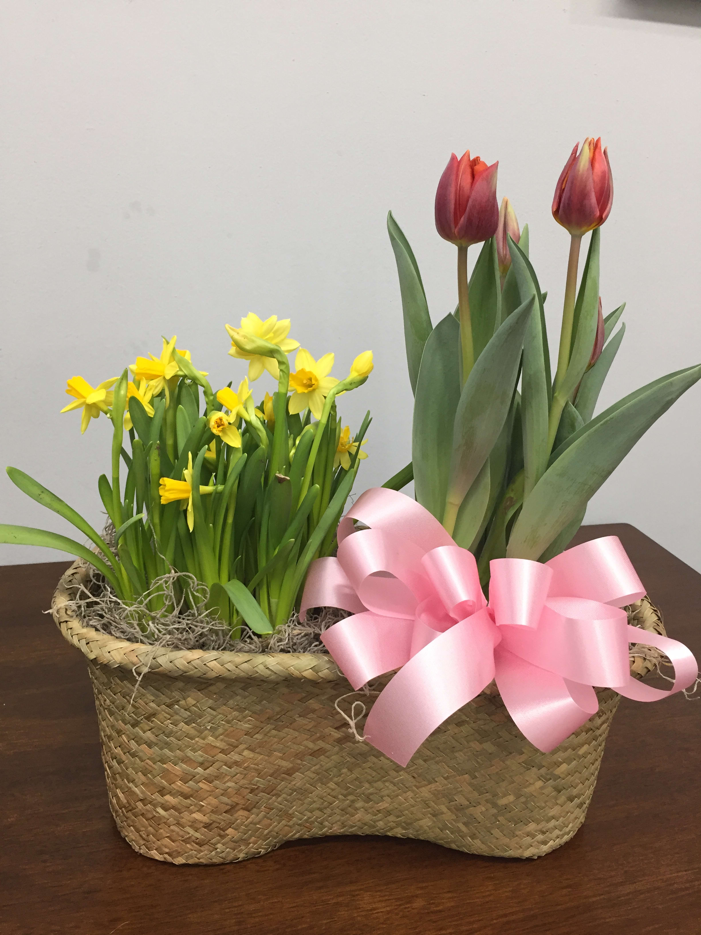 Bulb Garden Basket In Troy Mo Troy Flower Shop