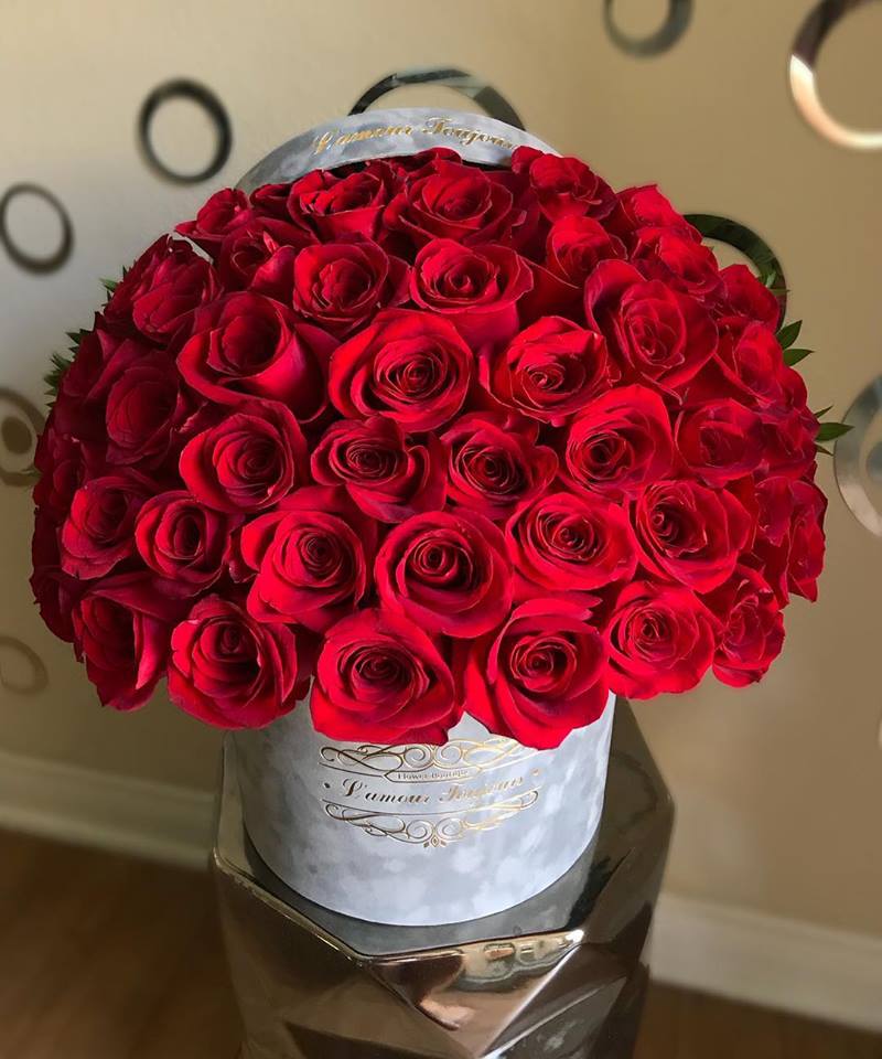 Luxury Gray Velvet Signature Box Red Roses By L Amour Toujours