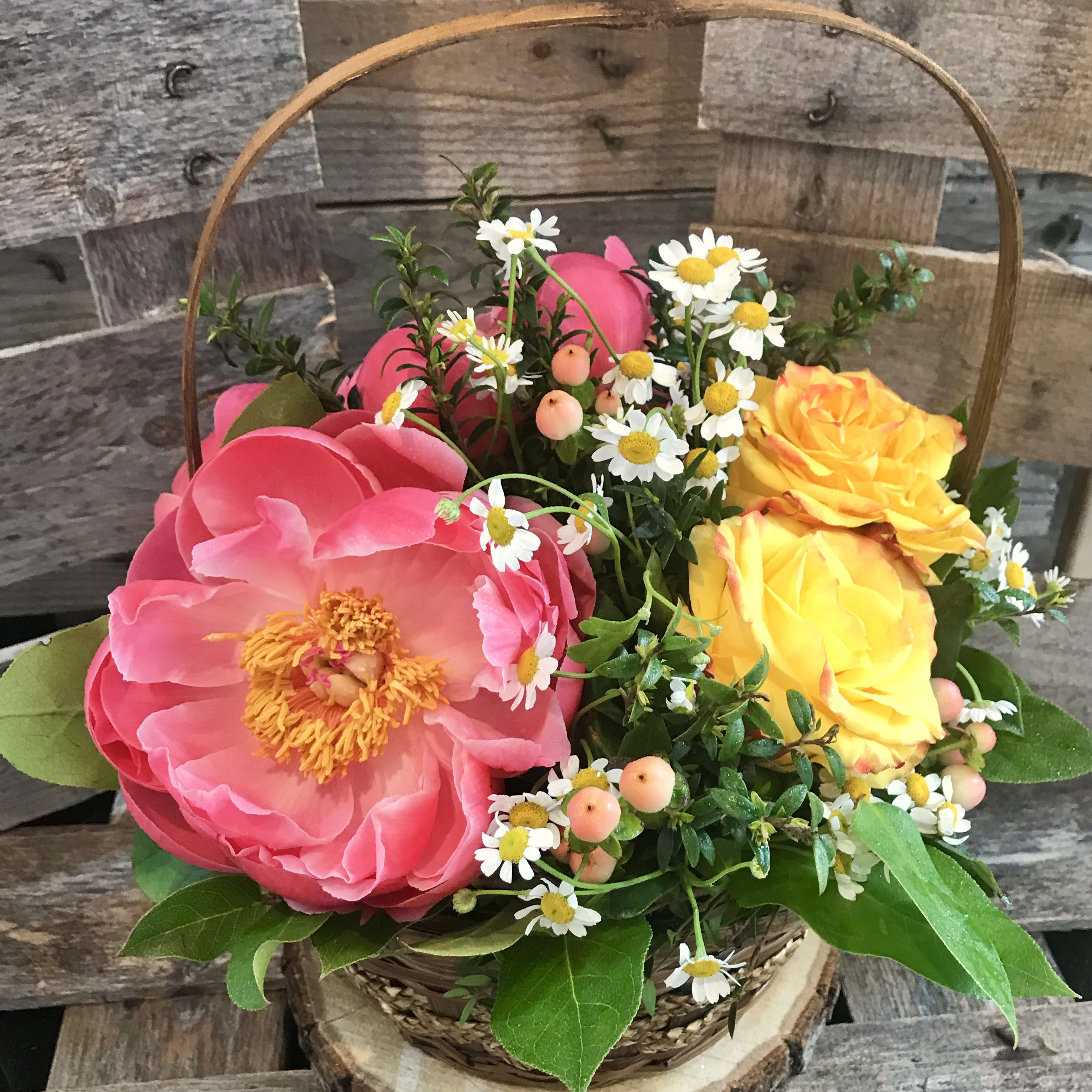 Premium Bloom Basket in St. Peter, MN Sweet Alice