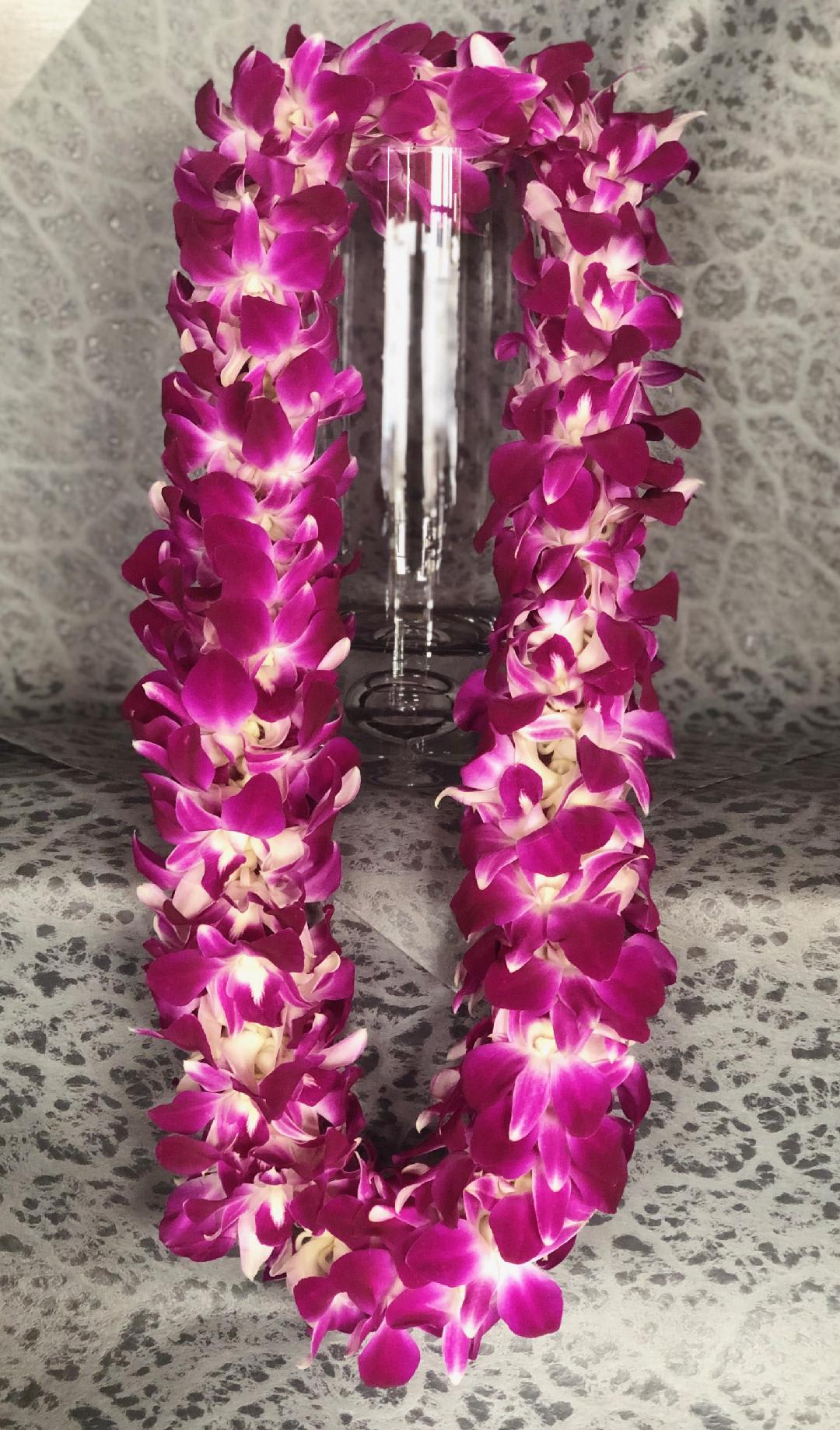 Dendrobium Orchid Lei in Sun Valley, CA Bardwell's Florist