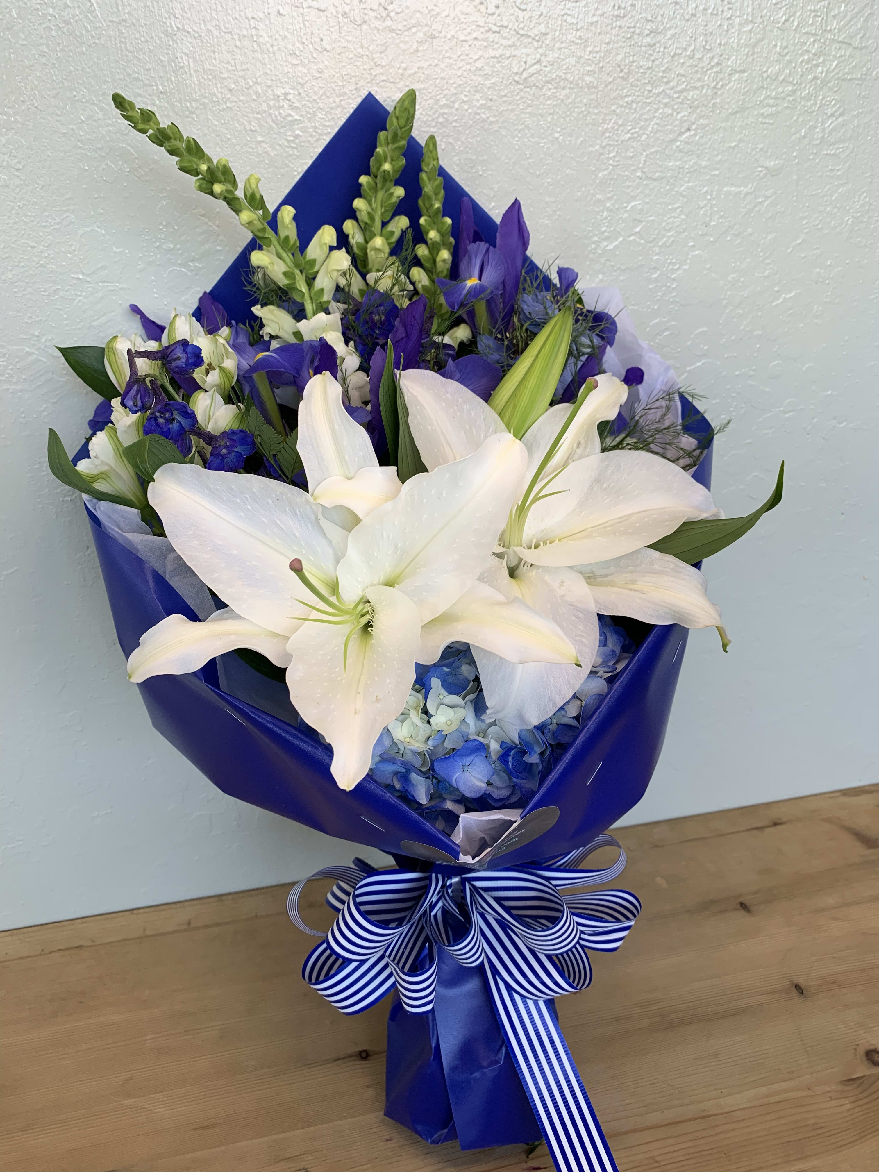 blue and white flowers