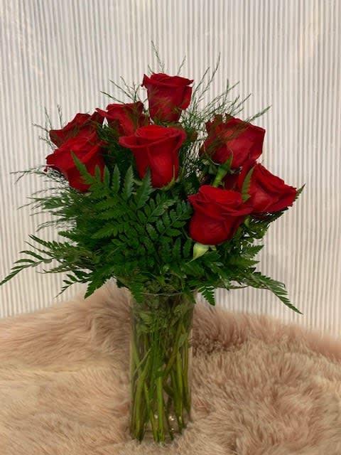 Summer Rose Special 1 Dozen By Dutch Mill Florist